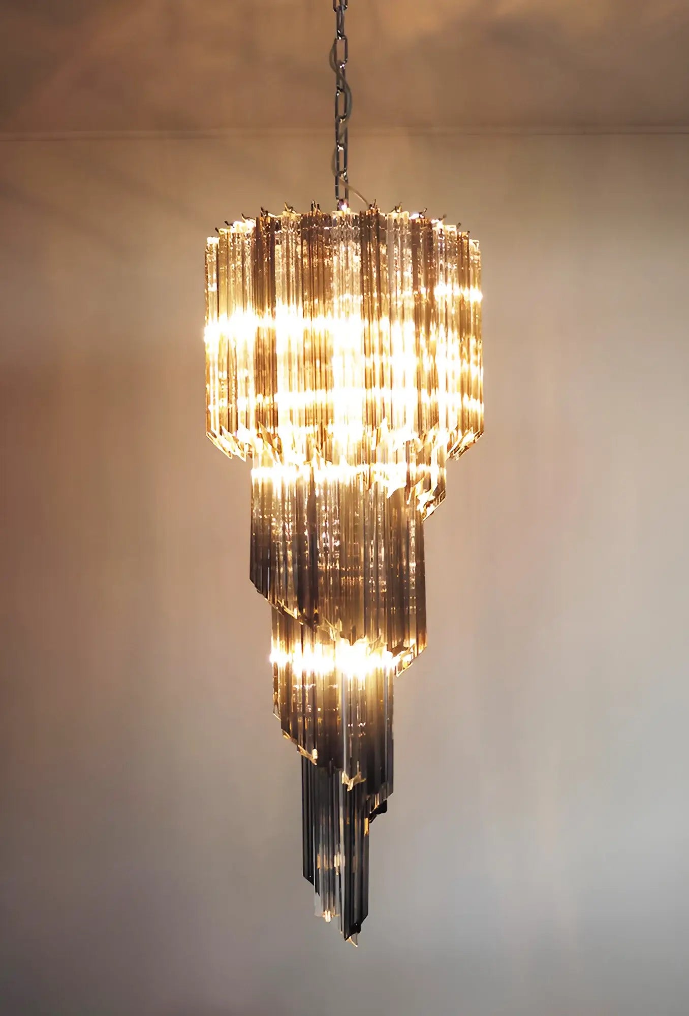 elegant-murano-style-spiral-smoked-prism-glass-chandelier-for-modern-living-room-decor