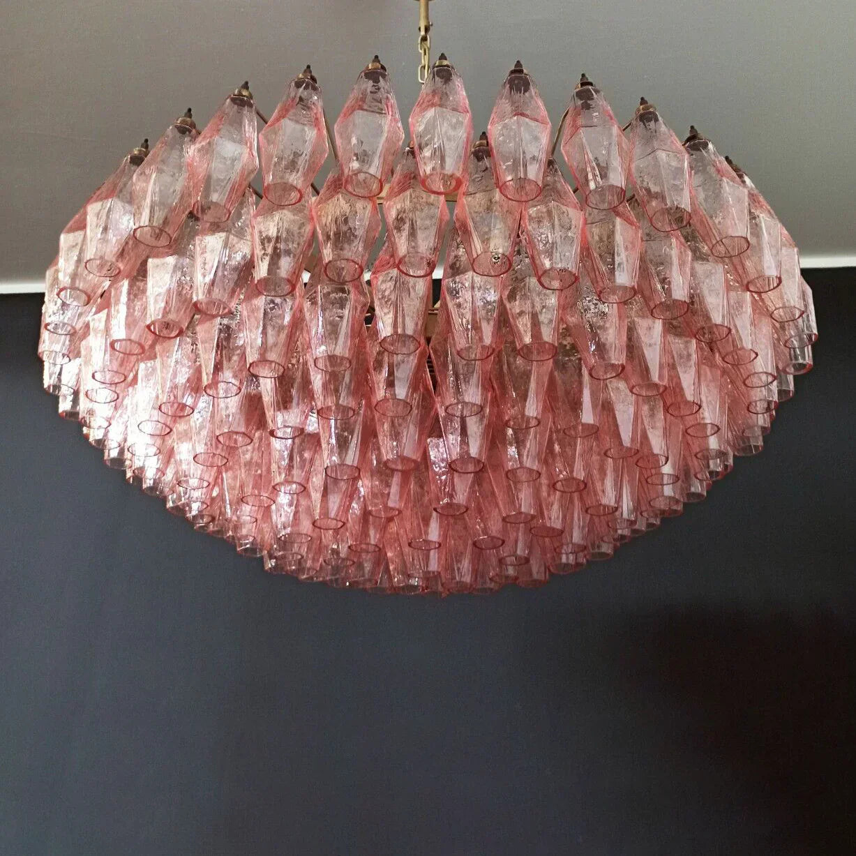 elegant-pink-murano-glass-chandelier-with-faceted-crystals-for-modern-living-rooms