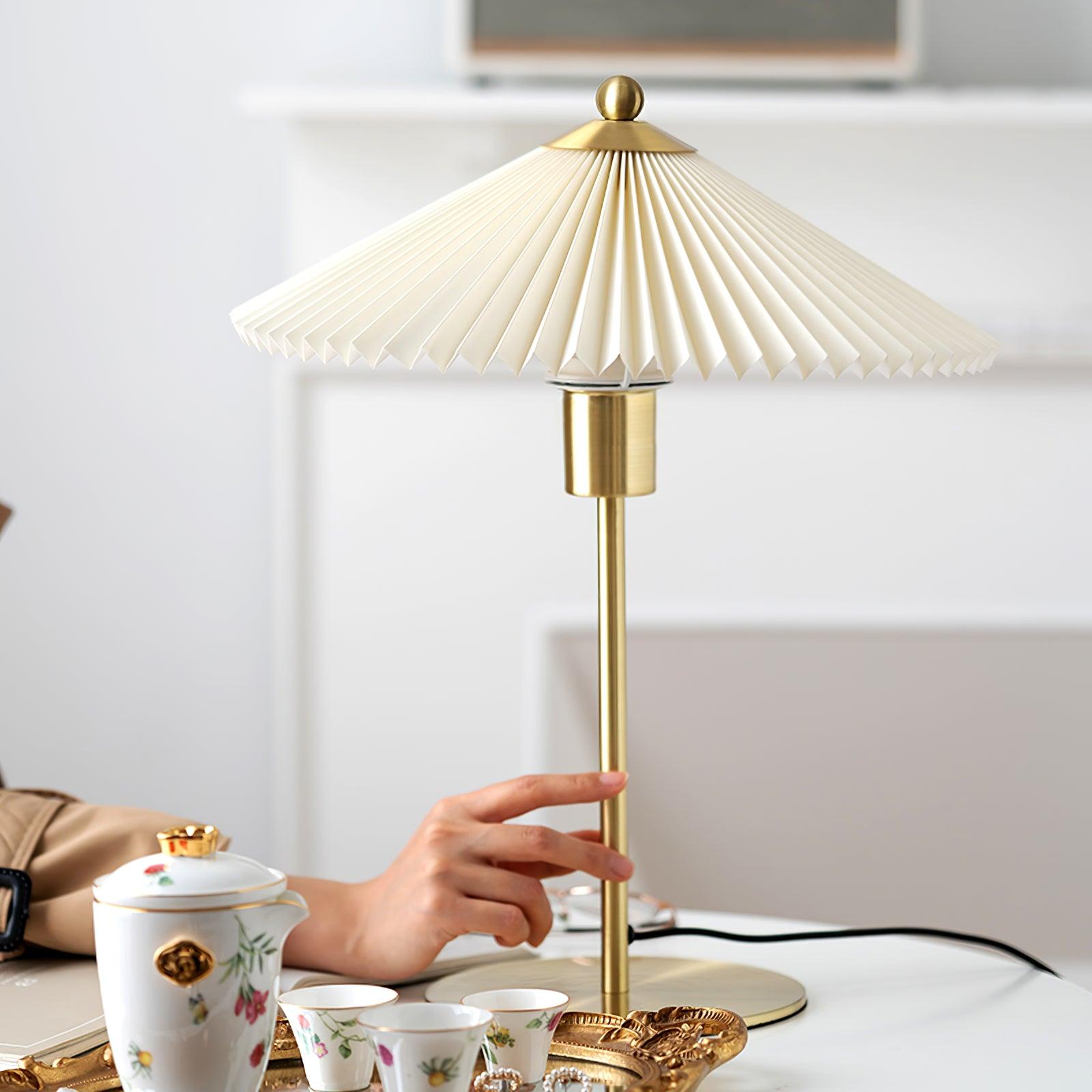 elegant-pleated-fabric-shade-table-lamp-with-gold-finish-for-mid-century-modern-home-decor
