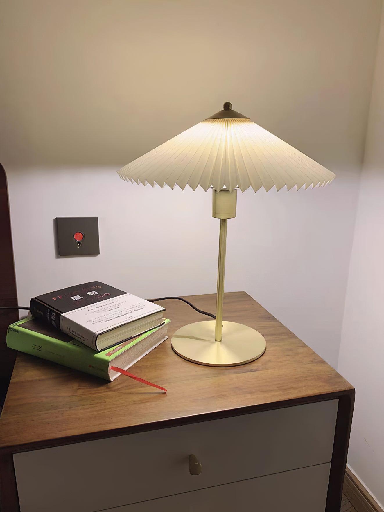 elegant-pleated-fabric-shade-table-lamp-with-gold-finish-for-mid-century-modern-home-decor