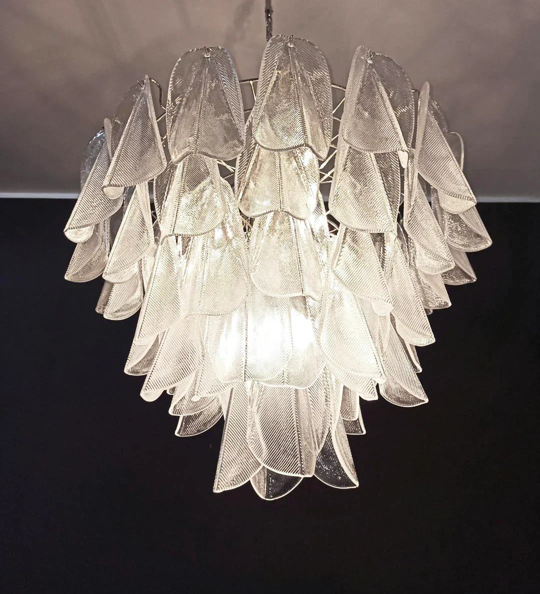 elegant-transparent-murano-glass-leaf-chandelier-for-modern-living-rooms-and-foyers
