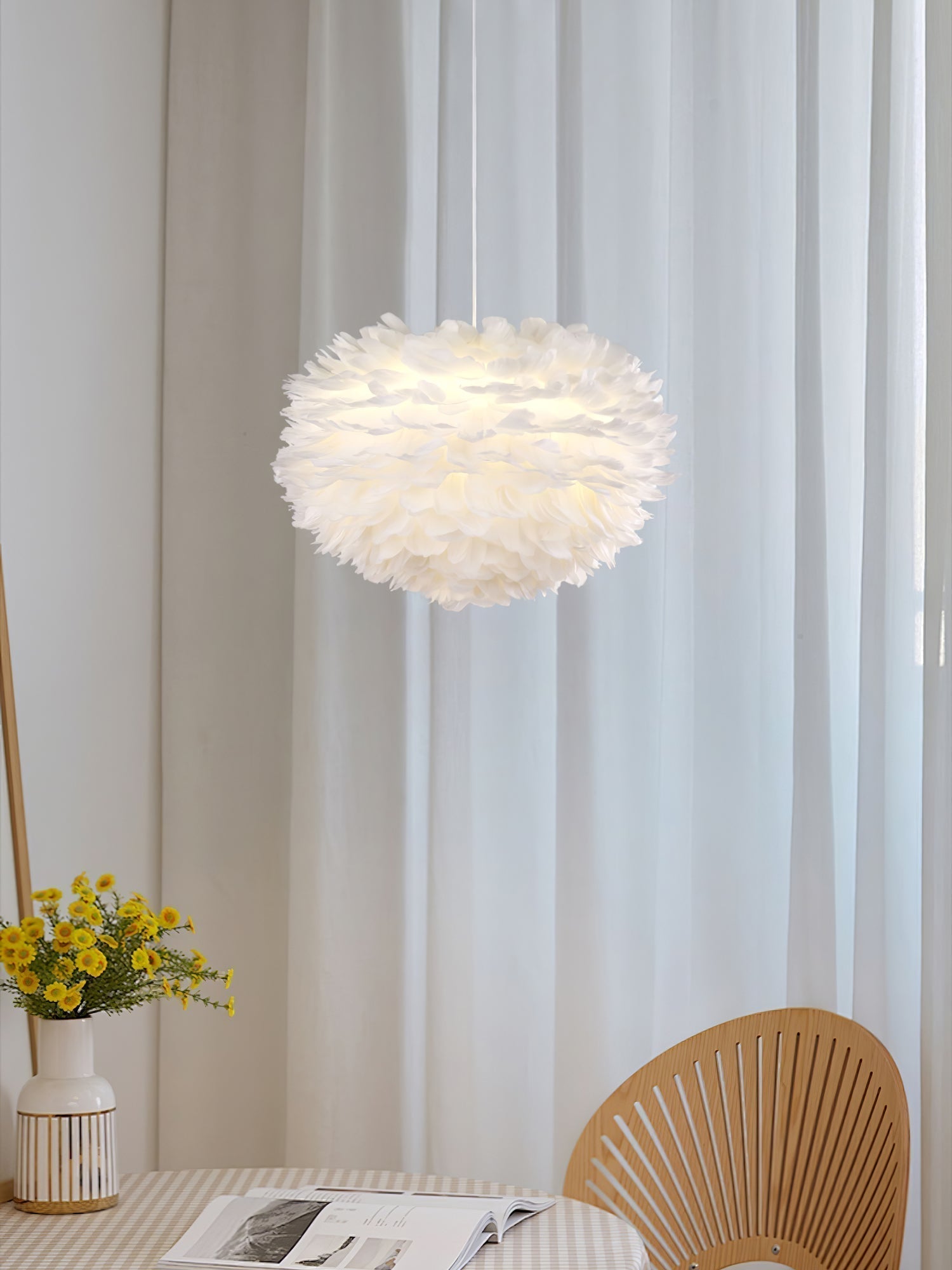 Elegant White Goose Feather Pendant Light Modern Nordic Hanging Lamp for Bedroom and Living Room