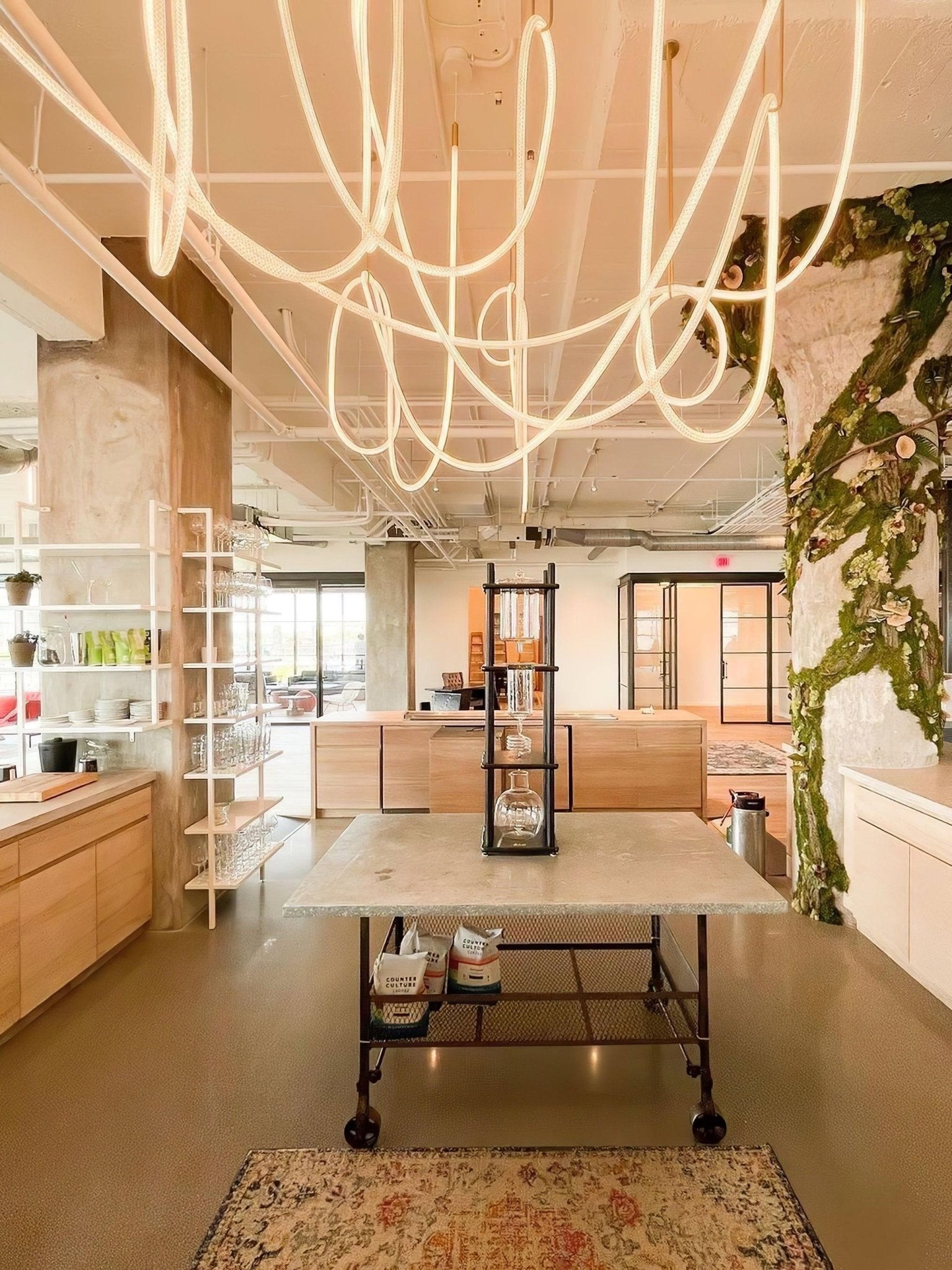 Flexible Silicone LED Curve Linear Pendant Light for Modern Interior Decor