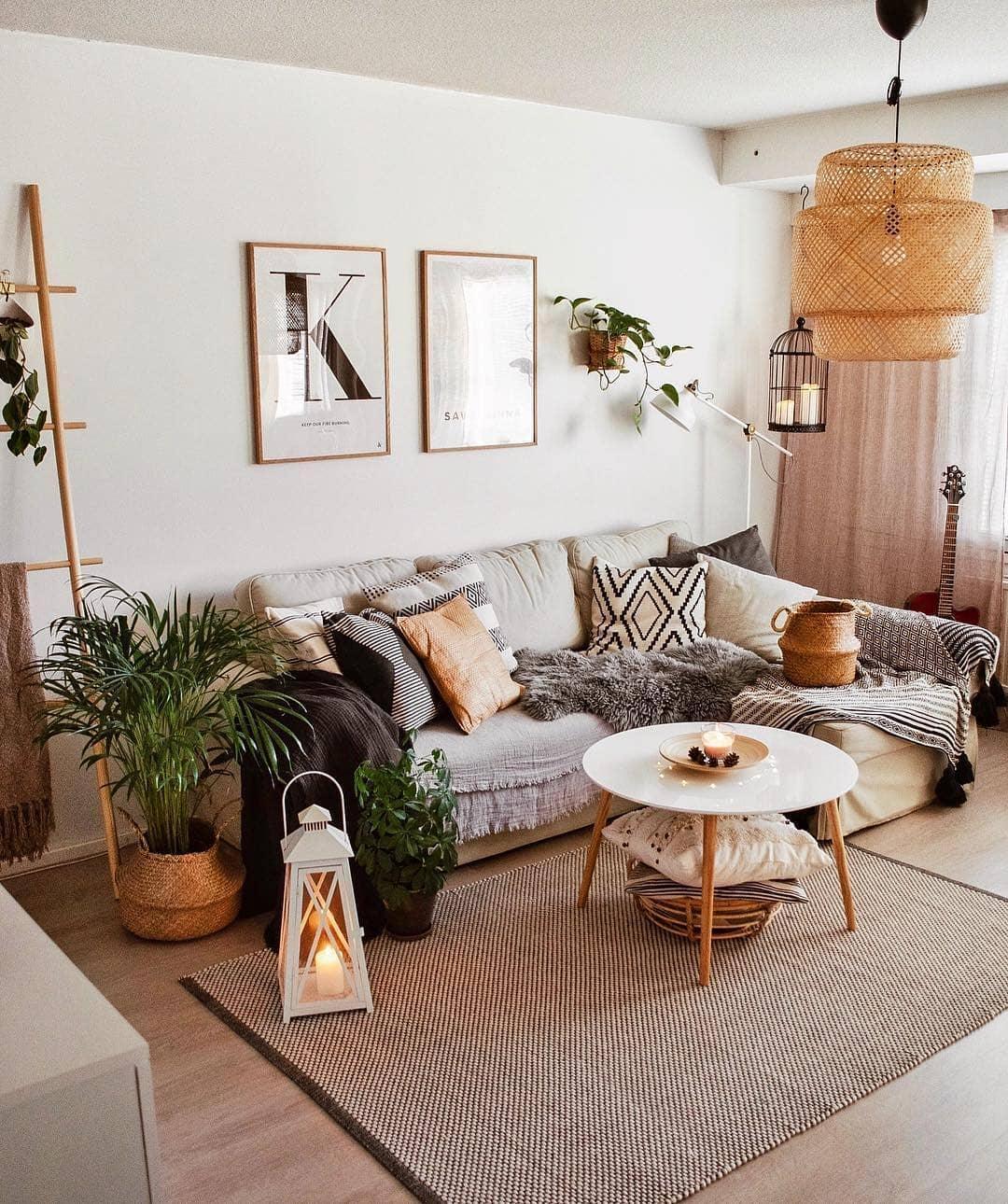 Handcrafted Bamboo Braided Pendant Light Natural Woven Hanging Lamp for Indoor Lighting