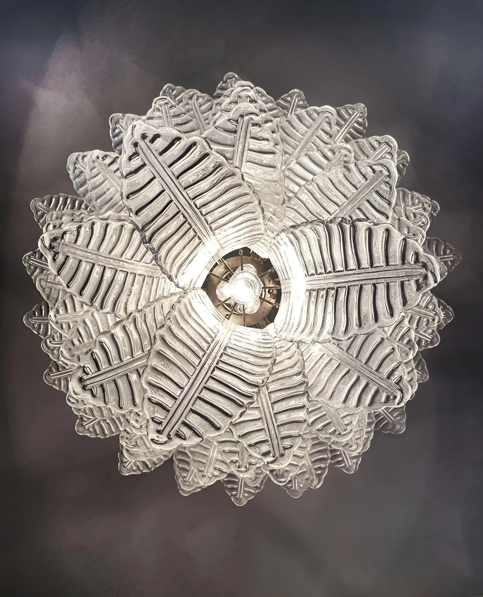 handcrafted-murano-glass-felci-chandelier-with-transparent-petals-for-luxury-living-room