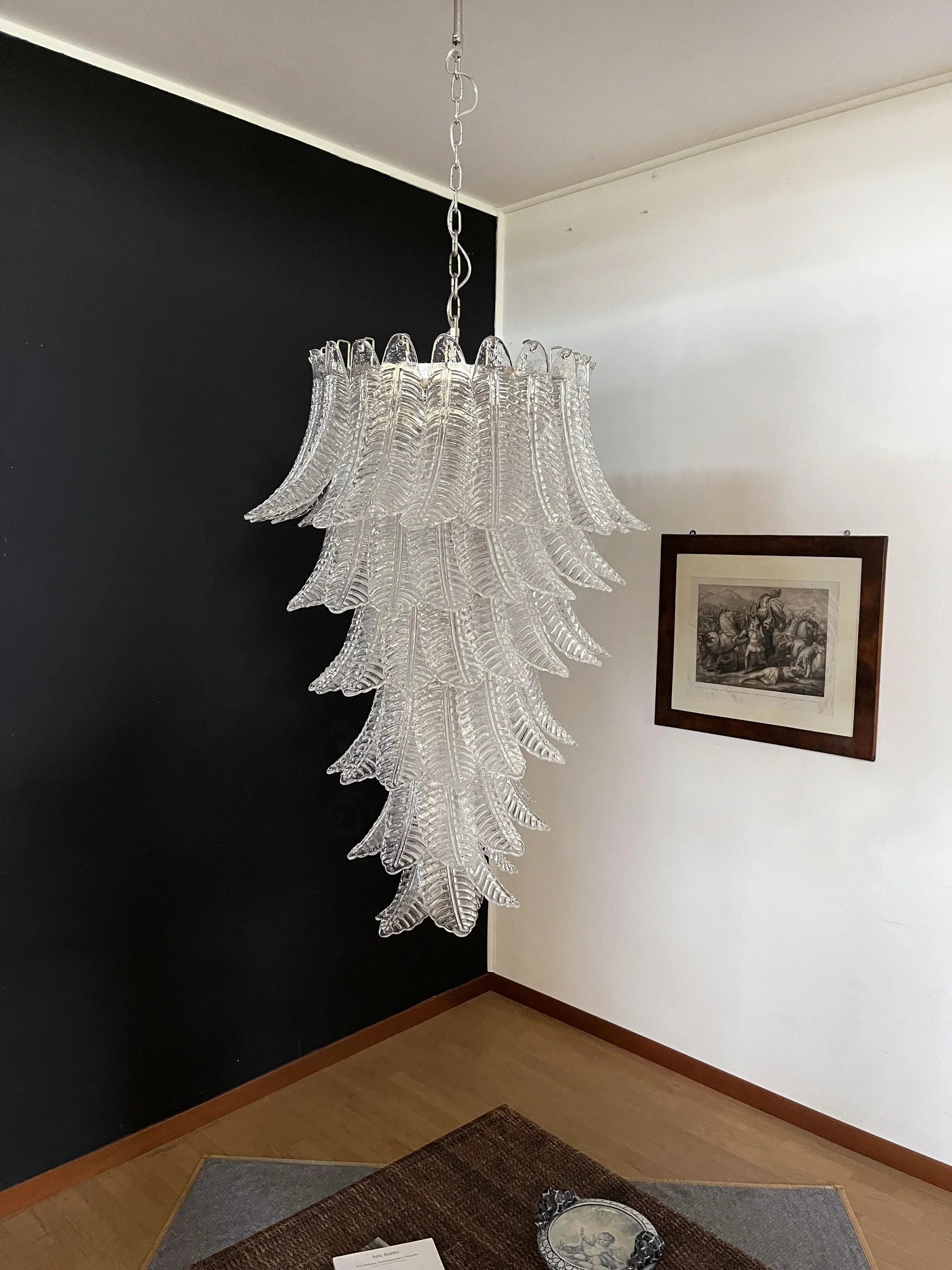 handcrafted-murano-glass-spiral-chandelier-transparent-luxury-pendant-light-for-foyer-and-living-room