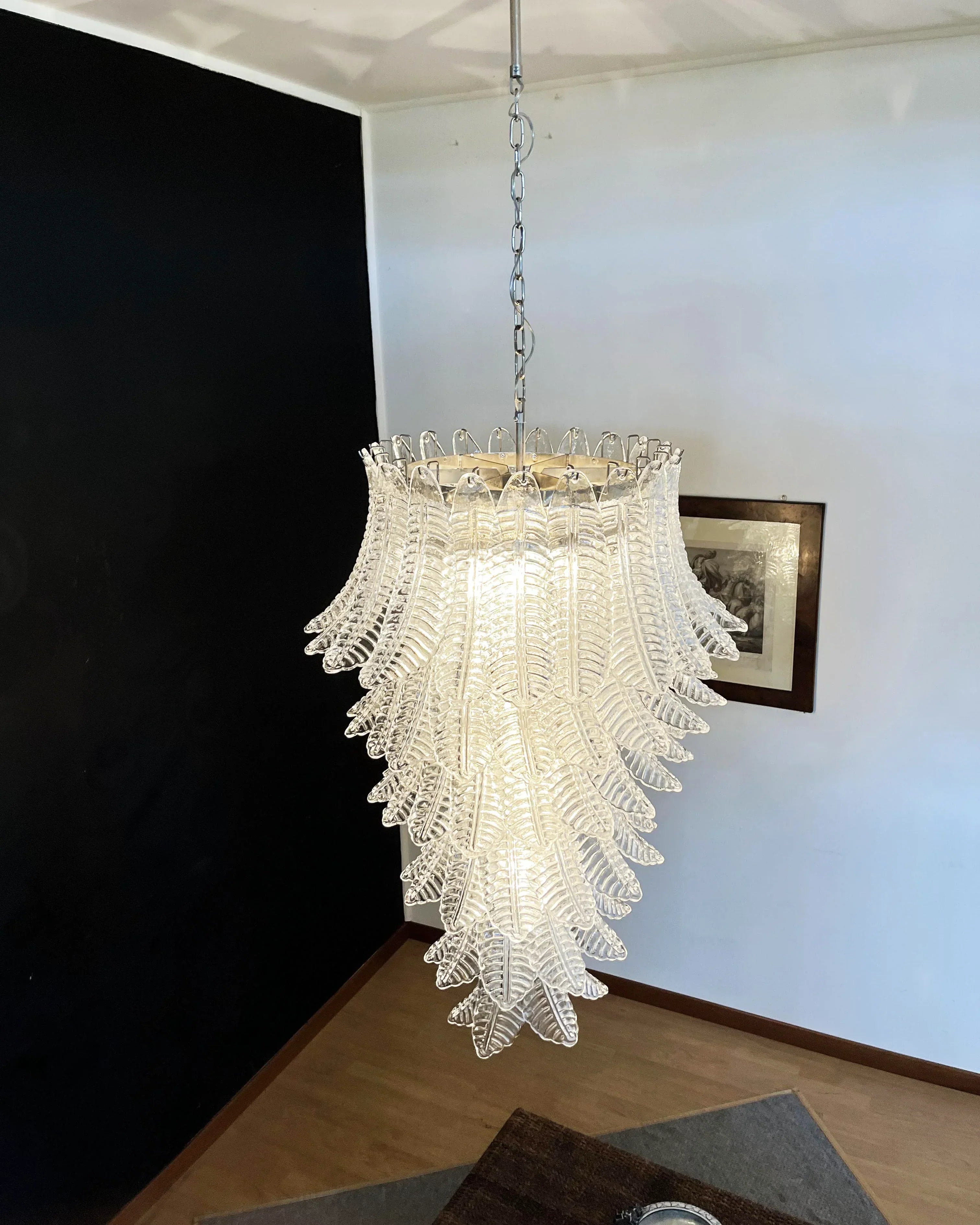 handcrafted-murano-glass-spiral-chandelier-transparent-luxury-pendant-light-for-foyer-and-living-room