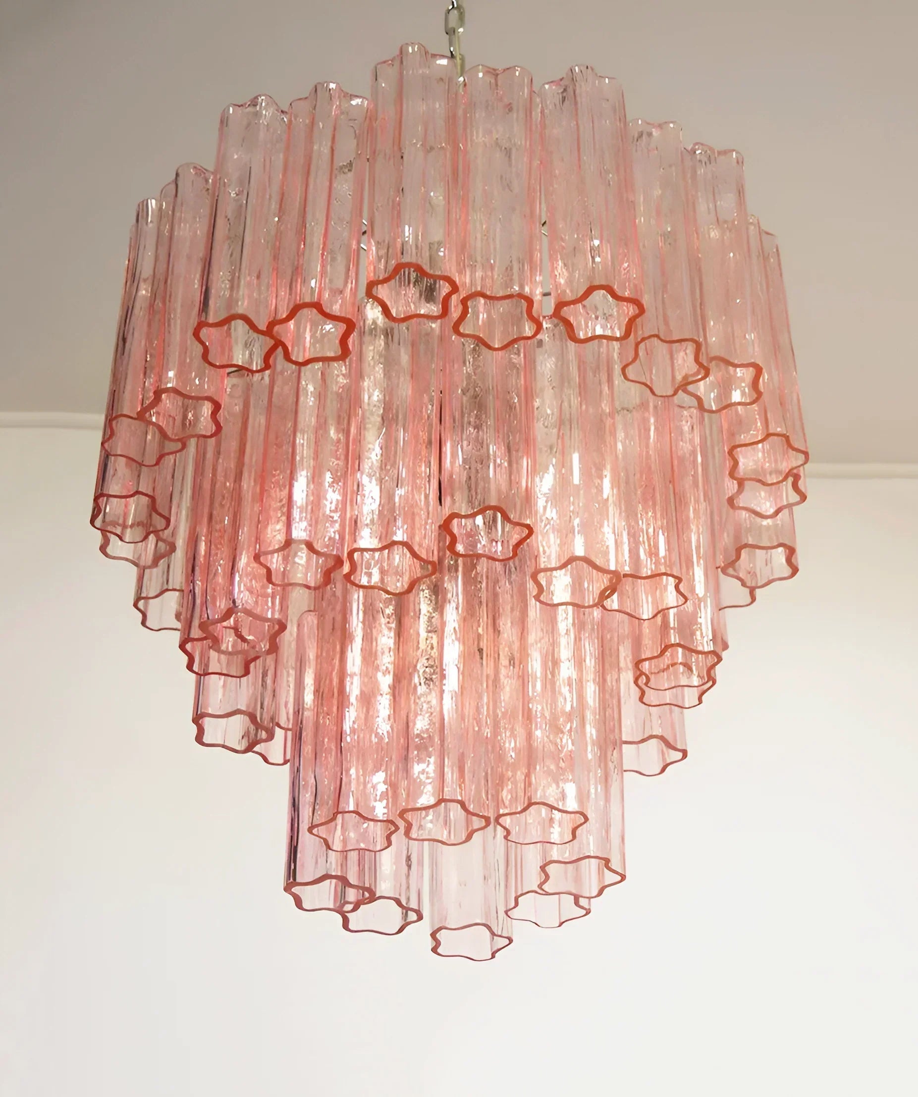 handcrafted-pink-murano-glass-tube-chandelier-for-modern-luxury-interior-lighting