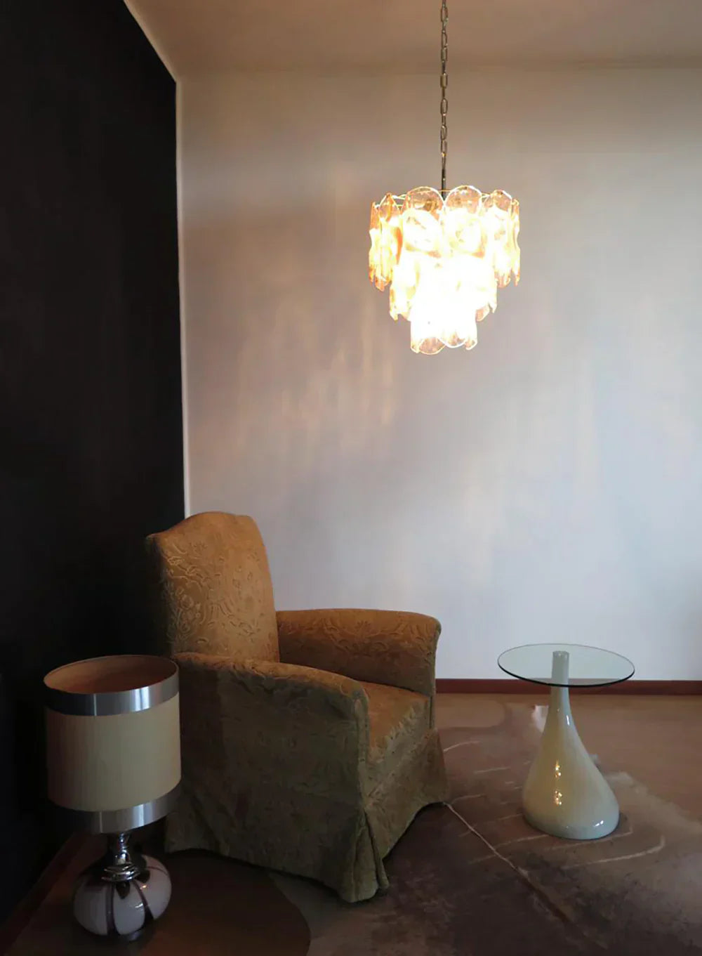 handcrafted-pink-murano-style-glass-chandelier-elegant-mid-century-modern-pendant-light