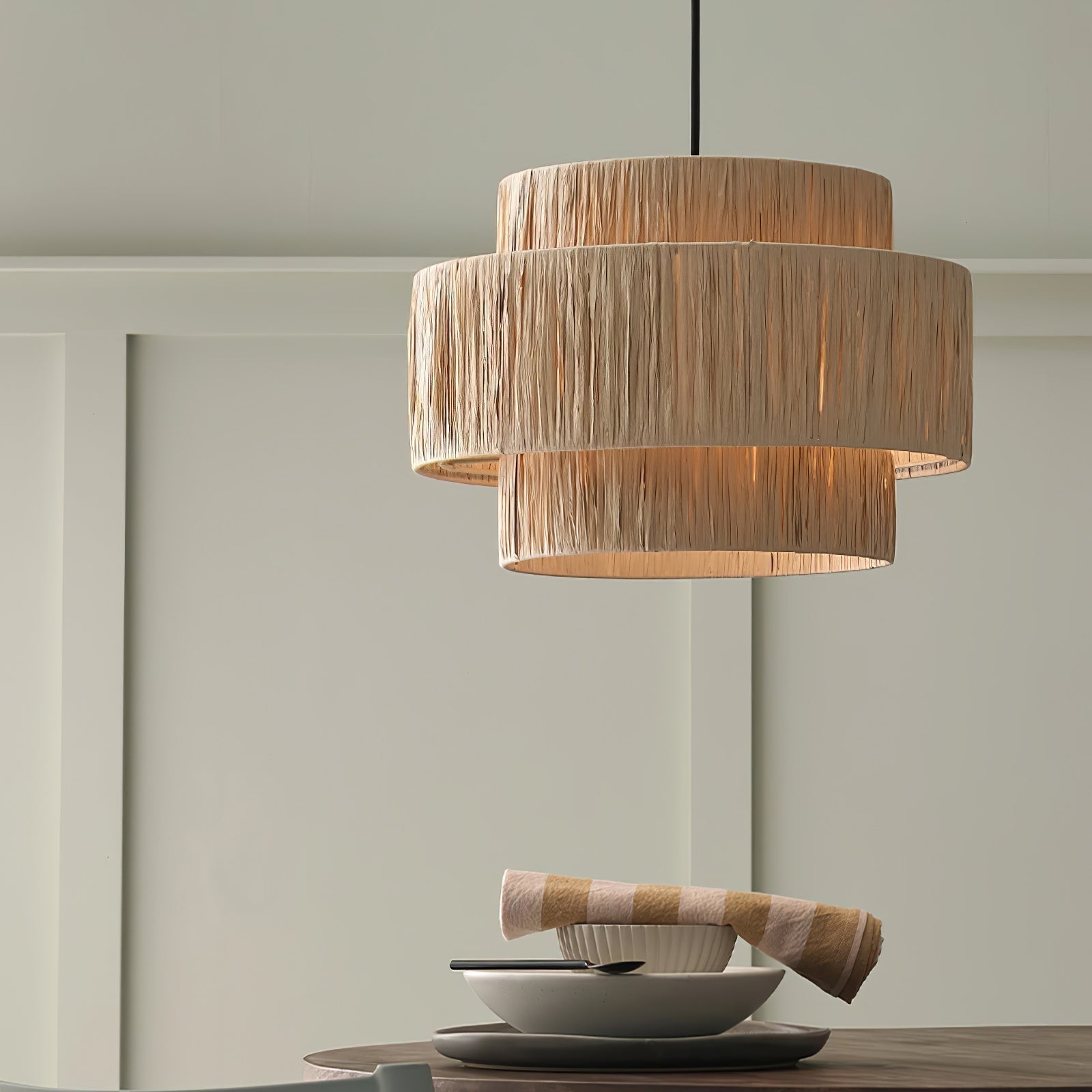 Handcrafted Raffia Straw Art Pendant Light Sustainable Natural Fiber Ceiling Hanging Lamp for Home Decor