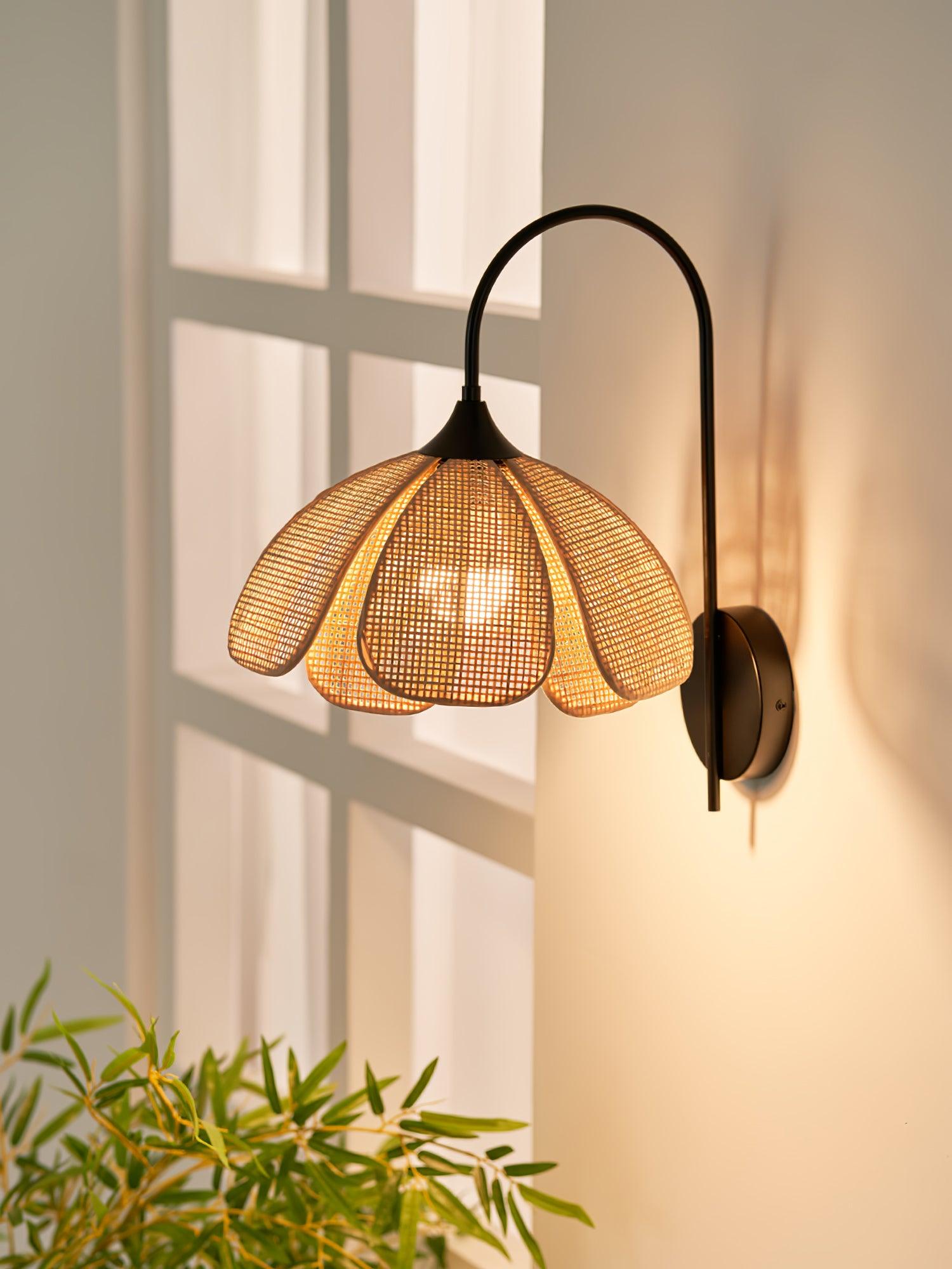 Handwoven Natural Rattan Petal Wall Sconce Lamp for Living Room and Bedroom