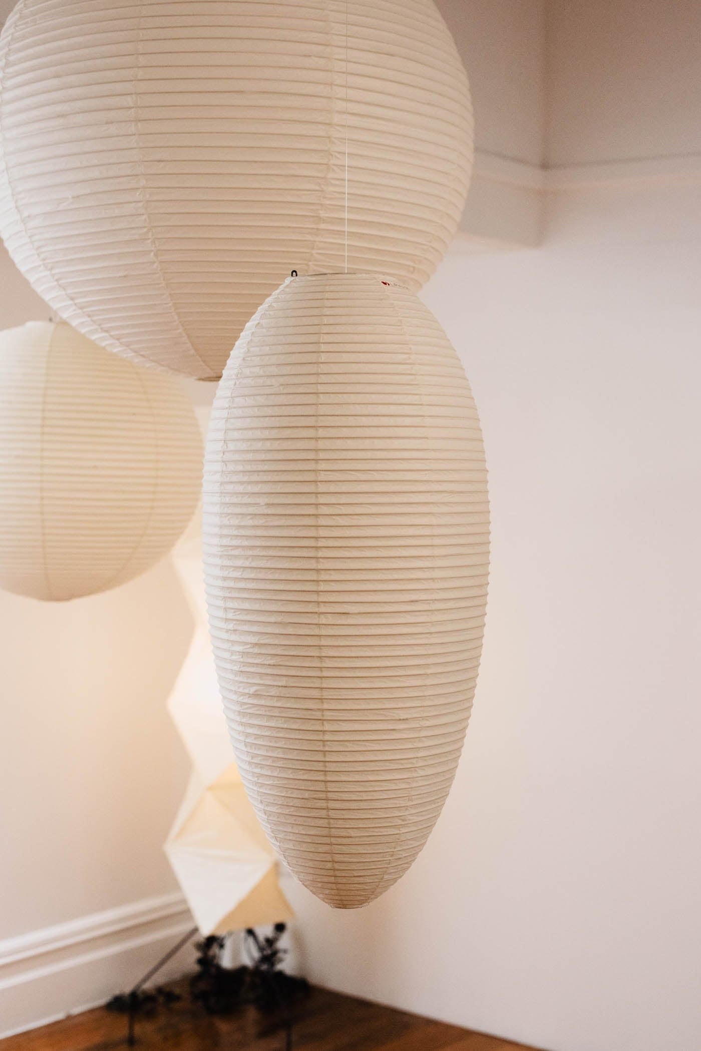 Japanese Style Washi Paper Chestnut Pendant Light Mulberry Paper Hanging Lamp for Modern Living Room