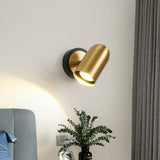 Leonardo Elegant Gold Metal Wall Sconce Bracket Light Fixture for Modern Indoor Decor
