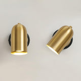 Leonardo Elegant Gold Metal Wall Sconce Bracket Light Fixture for Modern Indoor Decor