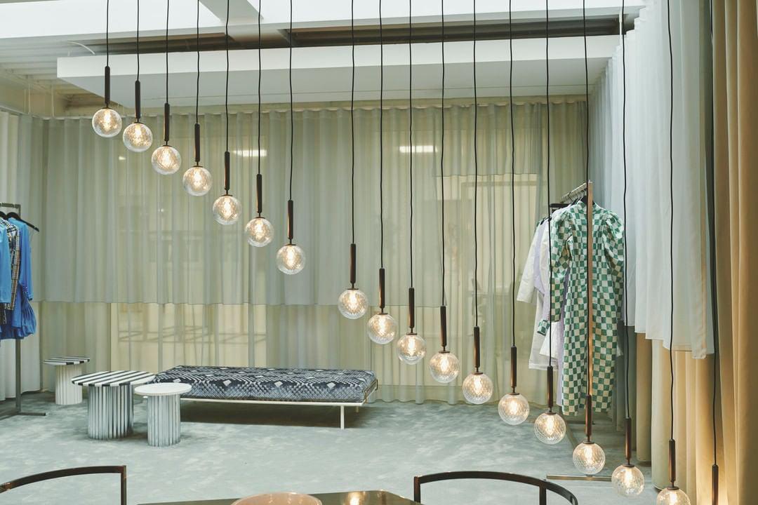 Luminae Glass Sphere Pendant Light Modern Nordic Hanging Lamp for Kitchen and Dining Room