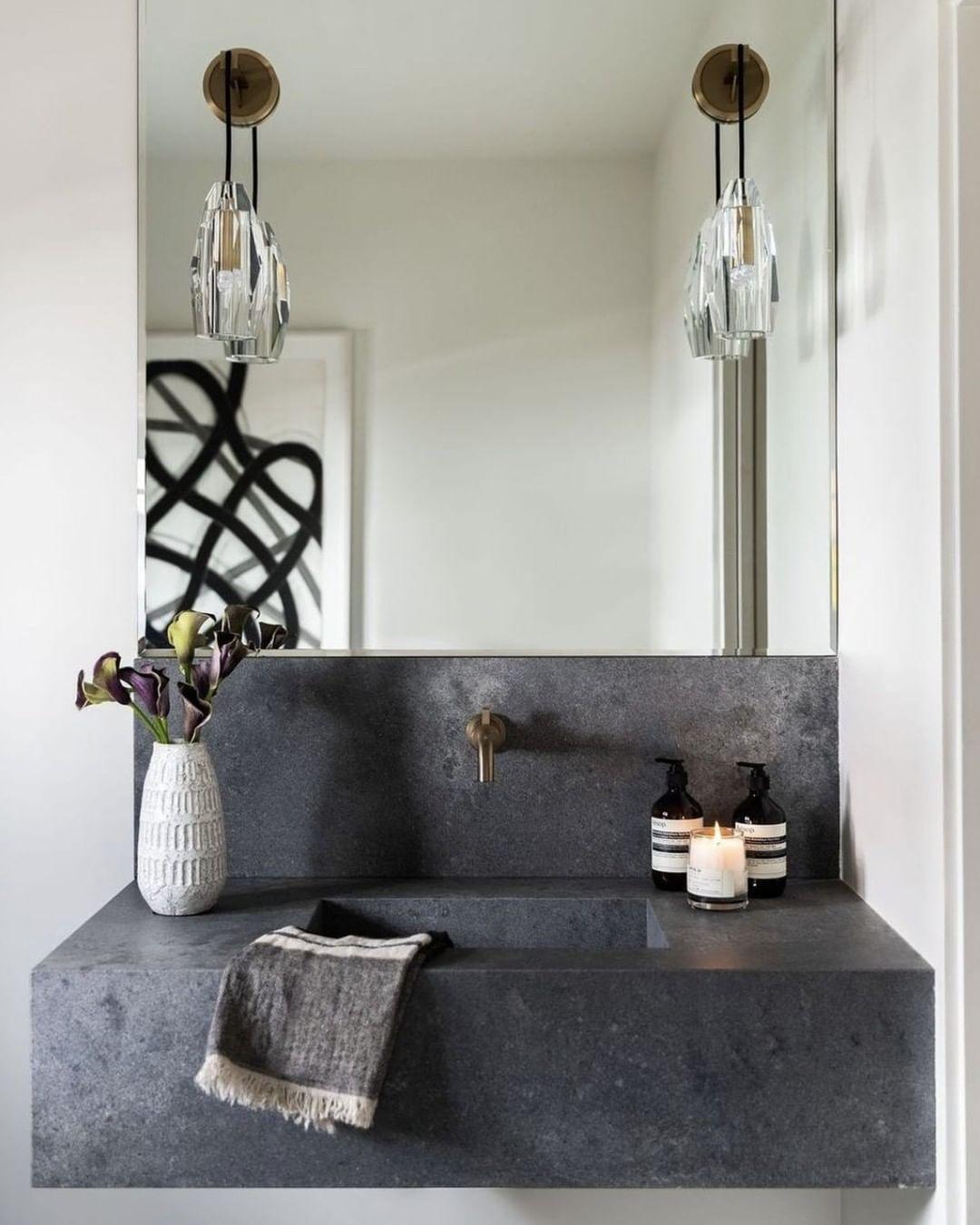 Luxury Chatelet Hand Carved Crystal and Polished Brass Wall Sconce Lighting