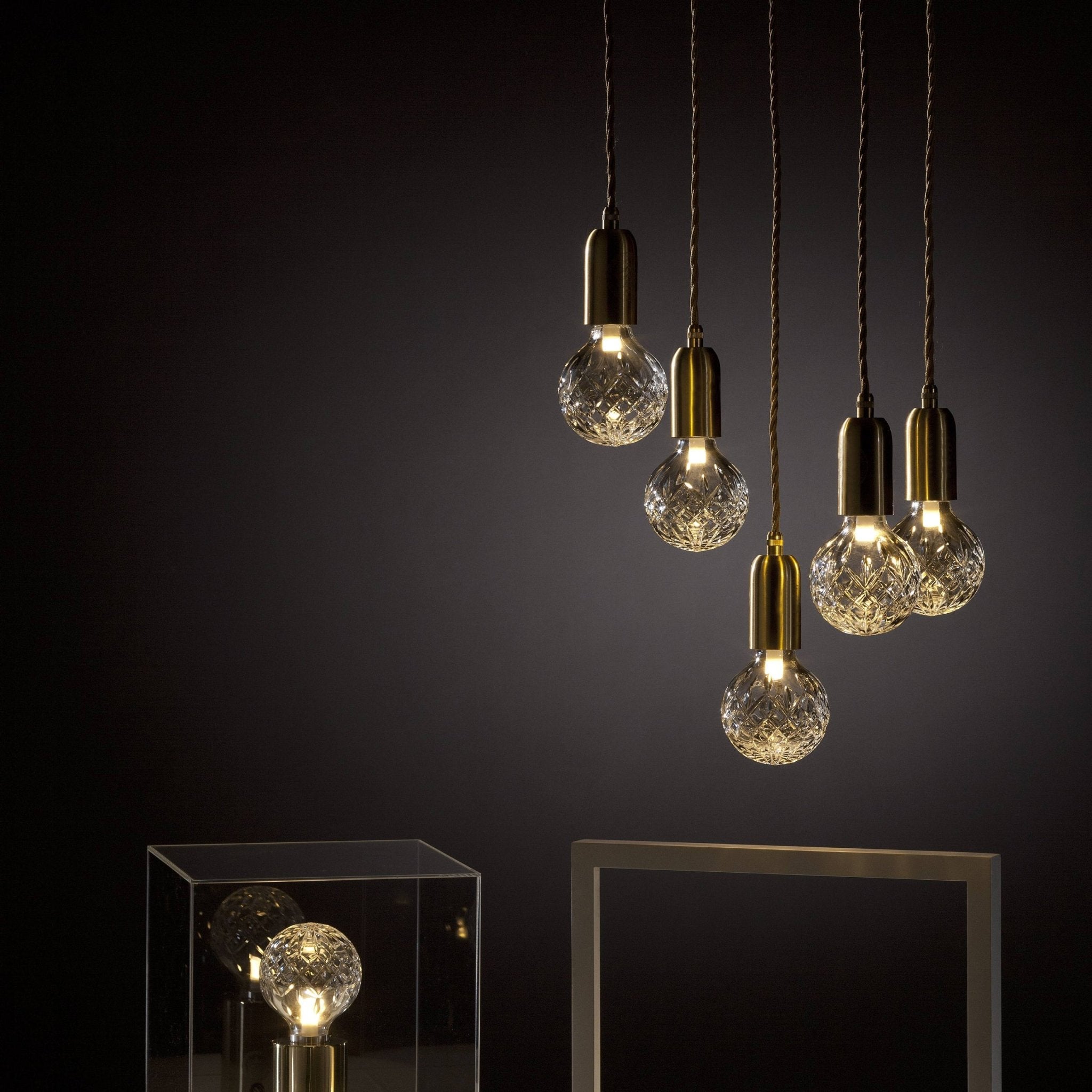 Luxury Clear Crystal Glass LED Pendant Lamp with Brass Fixture for Indoor Decor