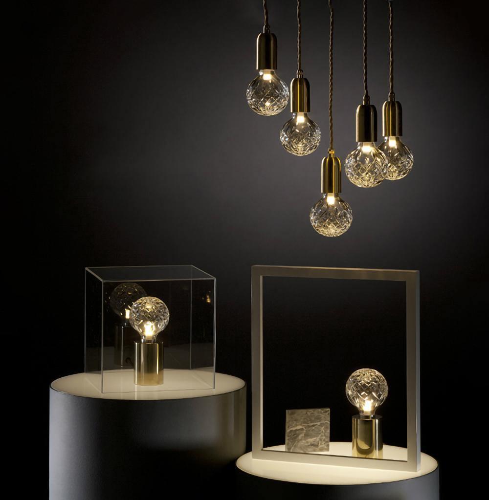 Luxury Clear Crystal Glass LED Pendant Lamp with Brass Fixture for Indoor Decor