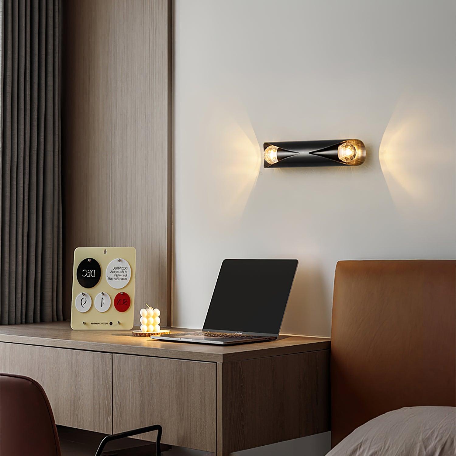 Luxury Diamonds Brass Wall Sconce Modern Textured Glass Vanity Light
