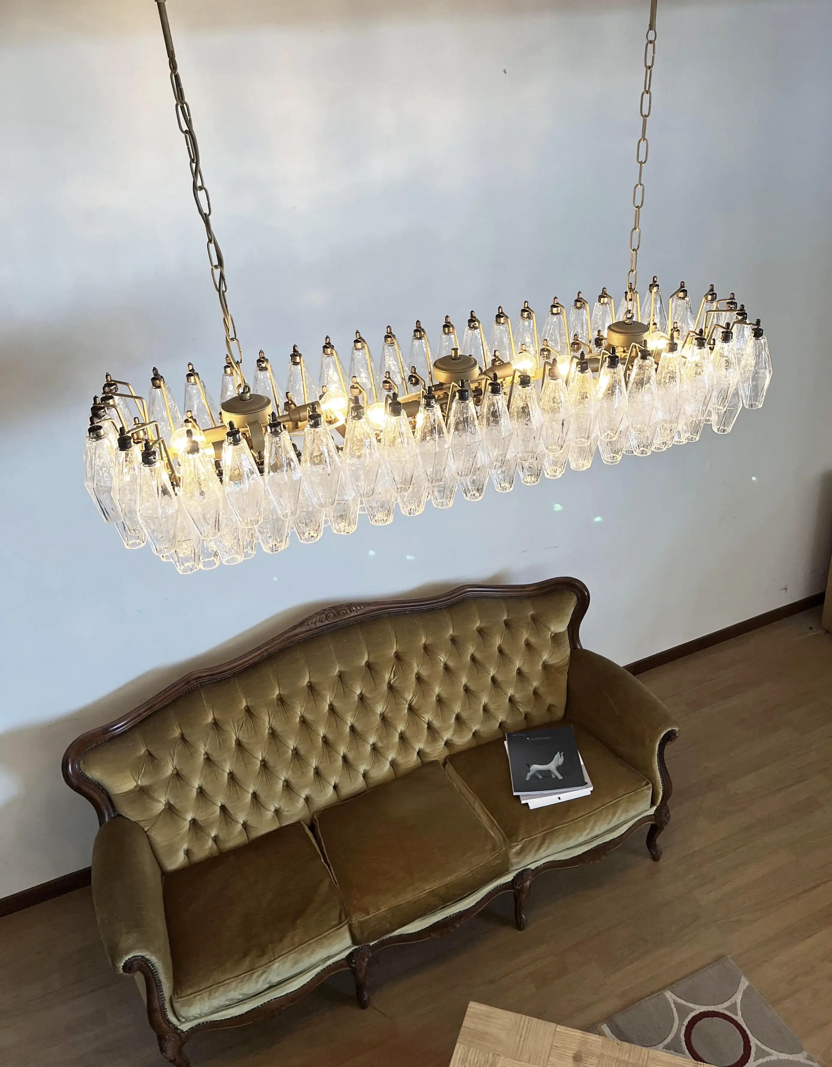 luxury-handcrafted-transparent-murano-poliedri-glass-chandelier-for-modern-dining-rooms