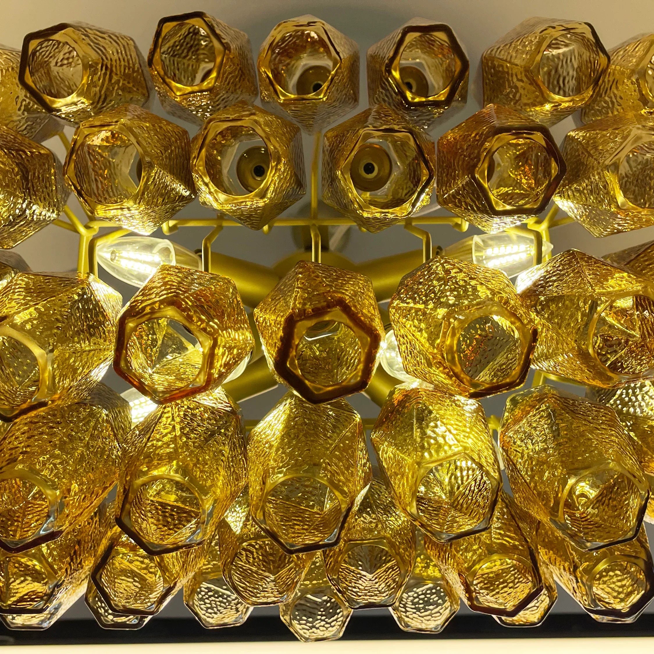 luxury-murano-glass-poliedri-amber-chandelier-mid-century-modern-pendant-lighting-for-living-room