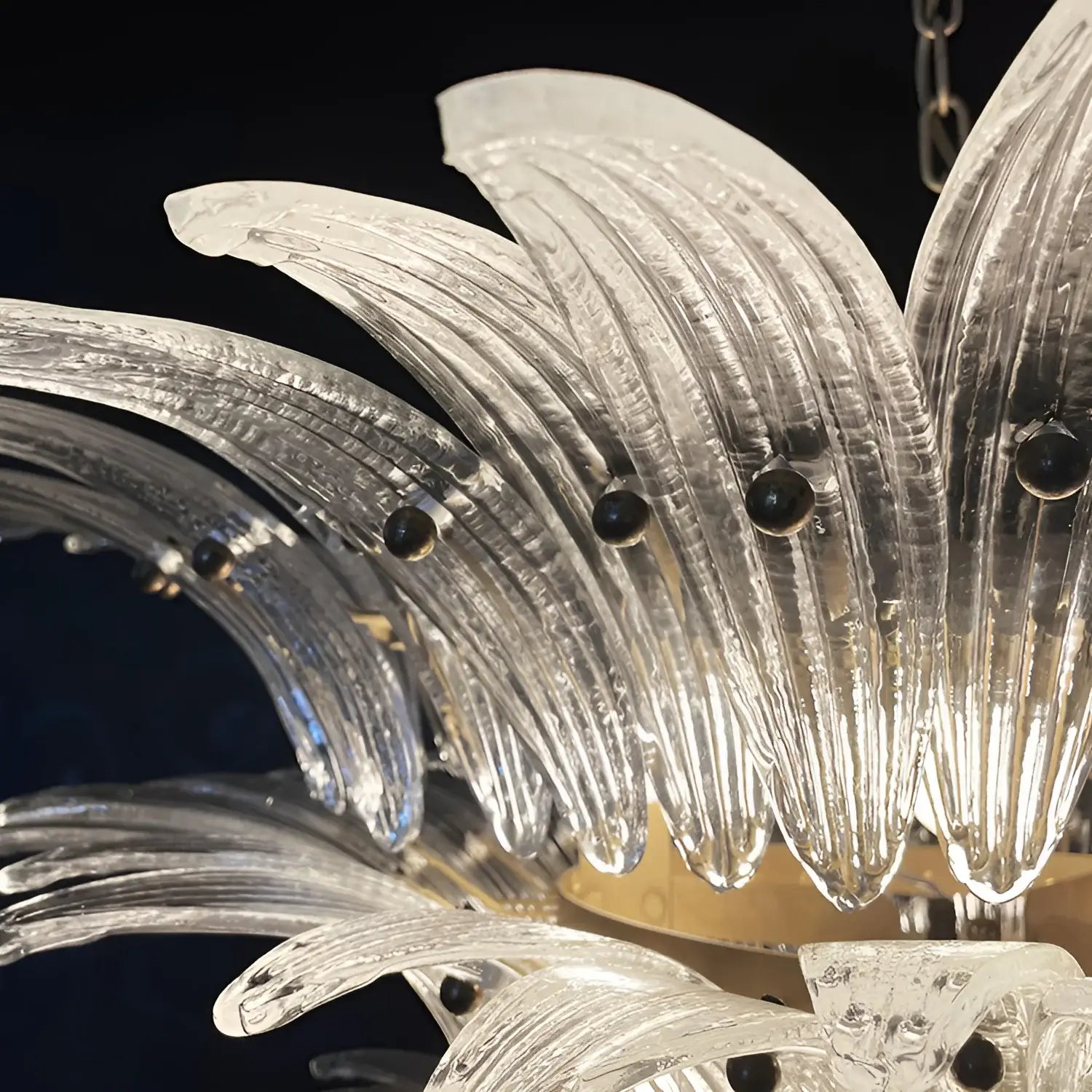 luxury-murano-palmette-transparent-glass-chandelier-for-elegant-dining-and-living-room-decor