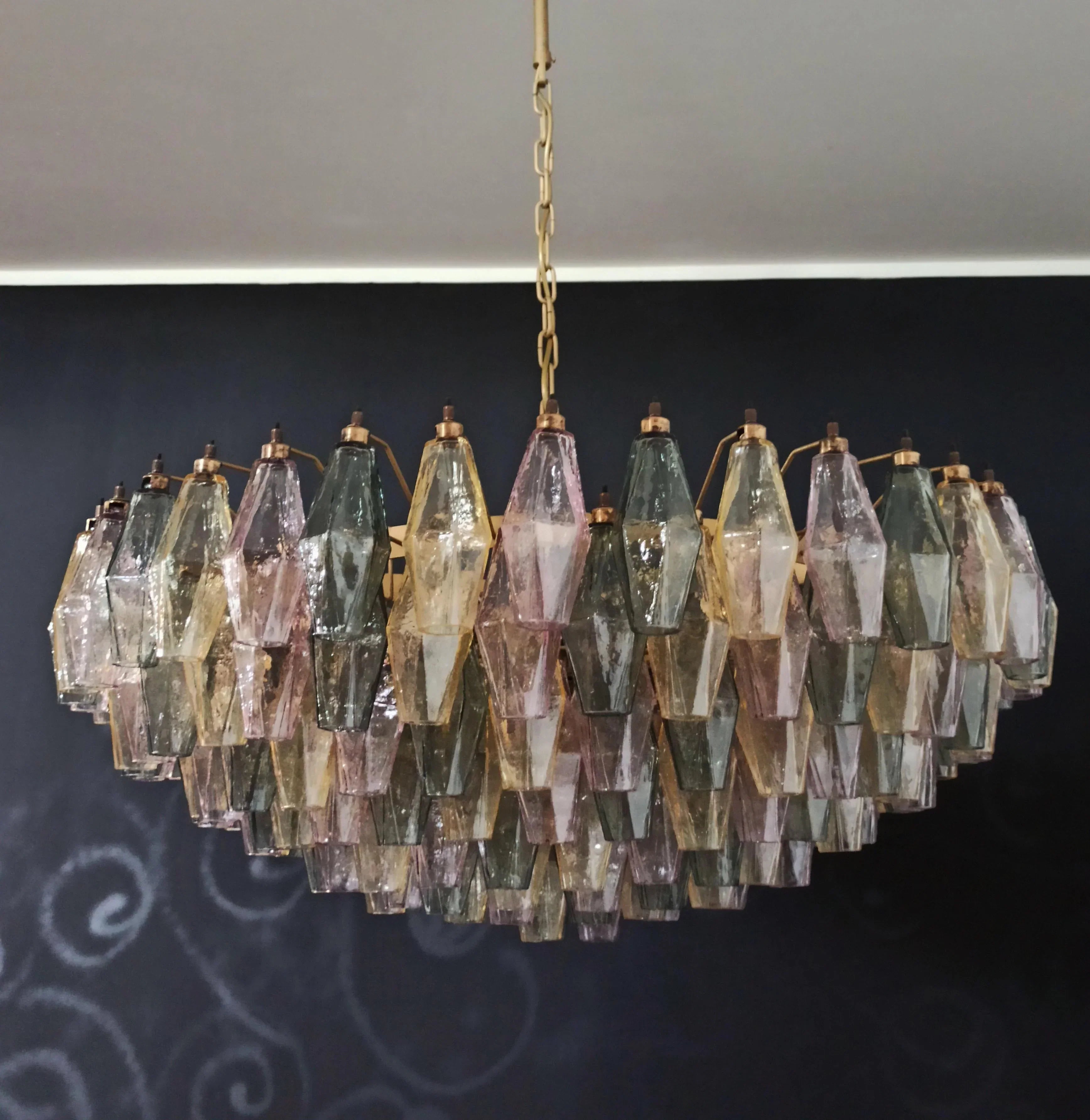 luxury-murano-style-faceted-multicolor-glass-chandelier-for-living-room-and-dining-areas