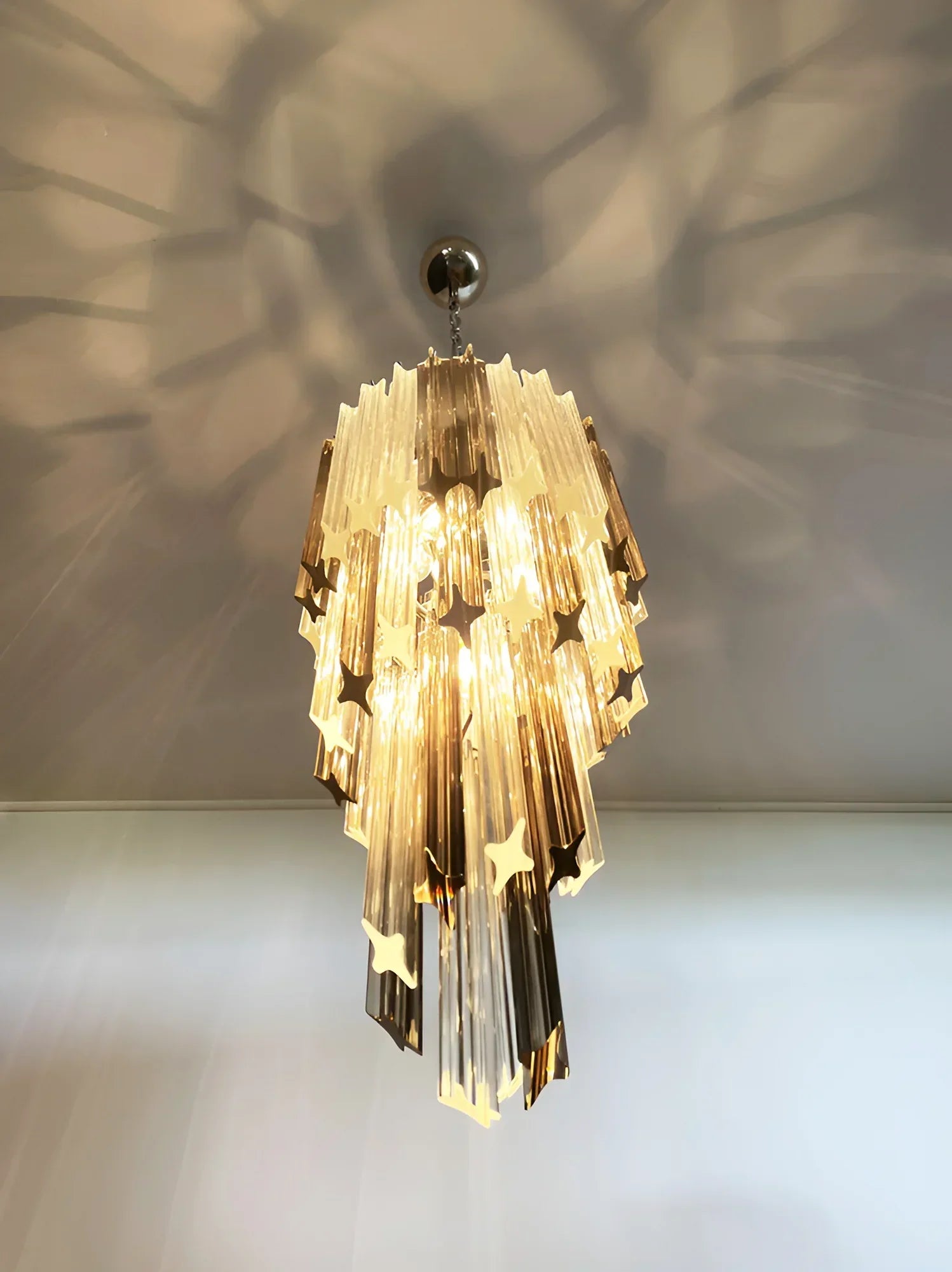 luxury-murano-style-spiral-smoked-crystal-glass-prism-chandelier-for-modern-living-spaces