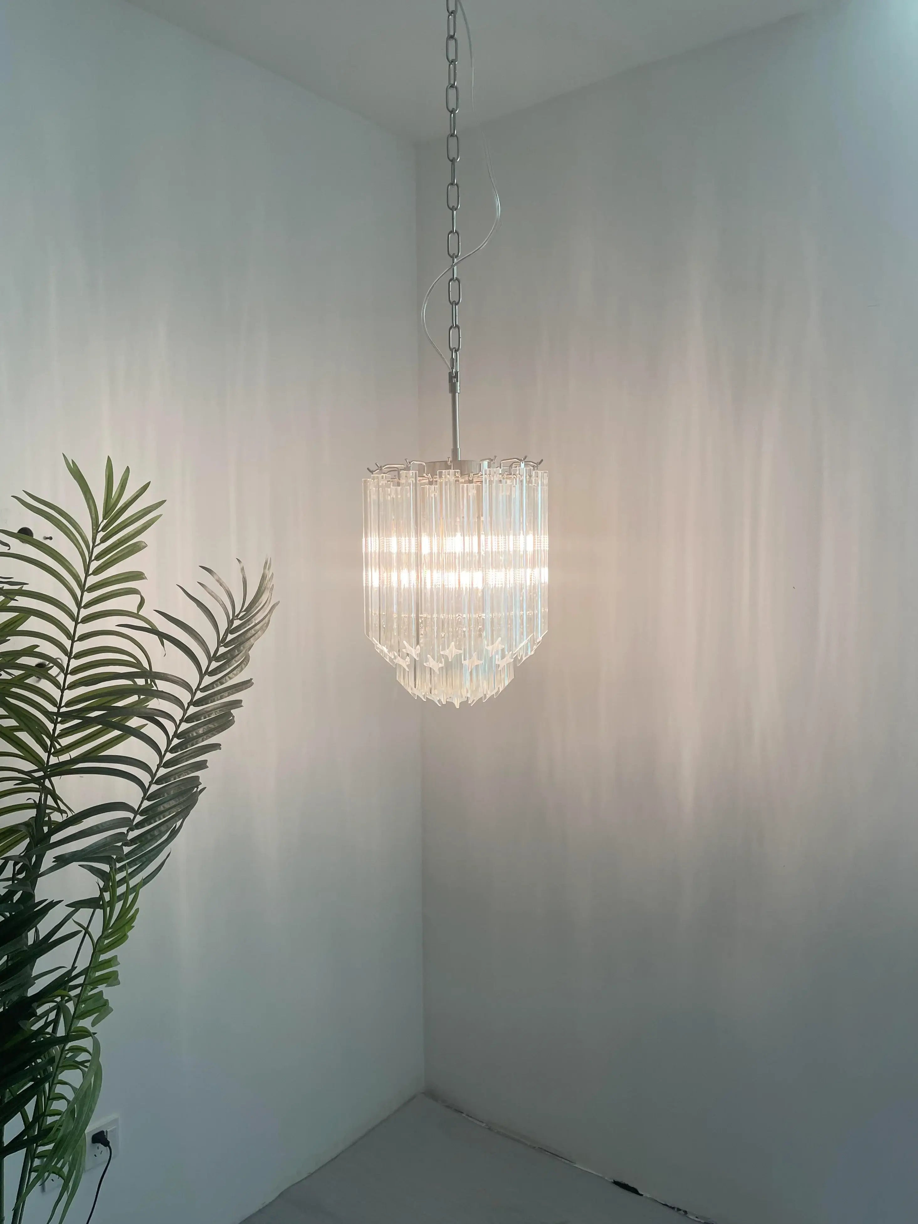 luxury-quadriedri-glass-prism-pendant-light-with-transparent-murano-crystals