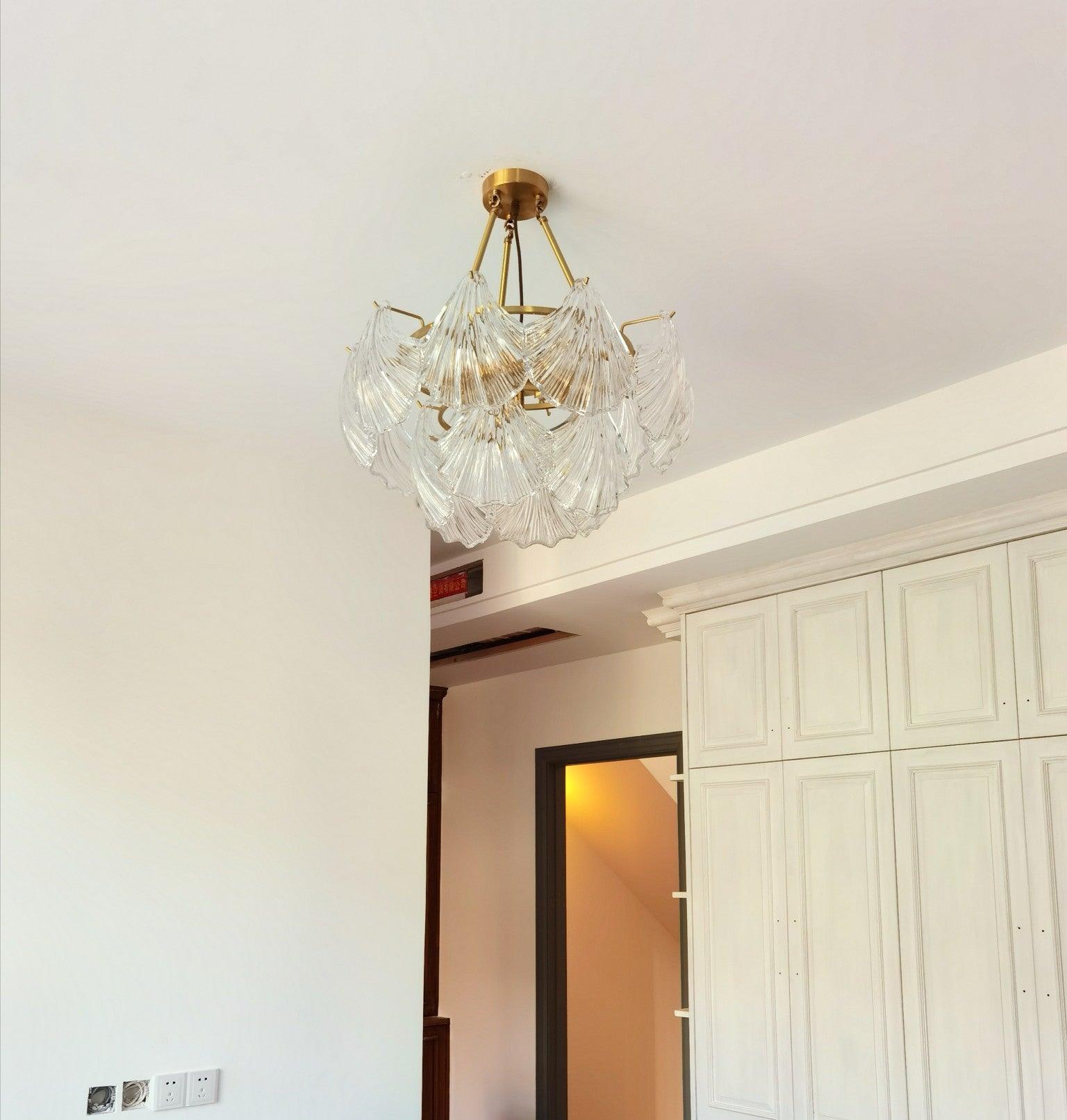 luxury-ribbed-glass-shell-pendant-chandelier-brass-finish-modern-ceiling-light-fixture