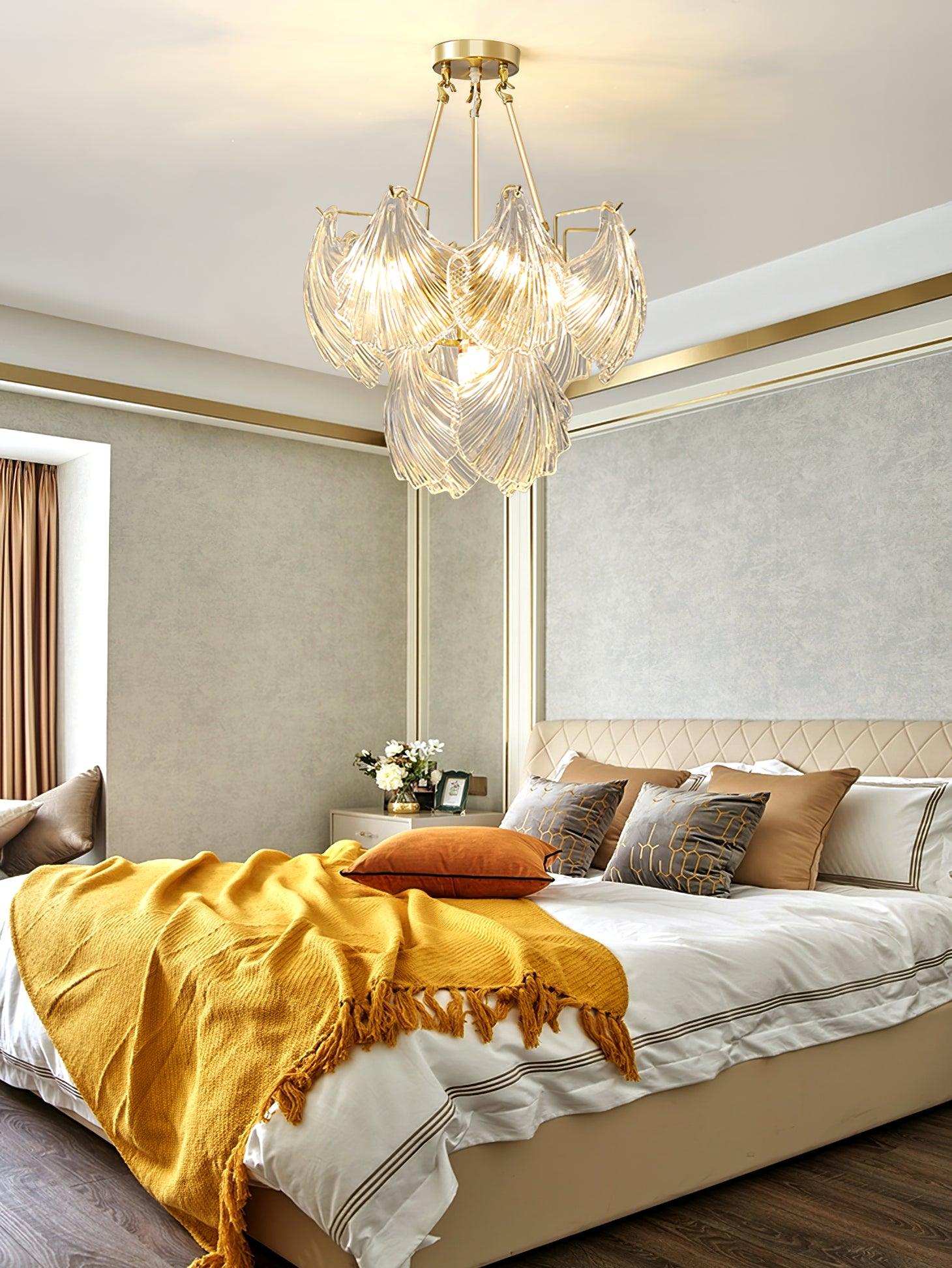 luxury-ribbed-glass-shell-pendant-chandelier-brass-finish-modern-ceiling-light-fixture
