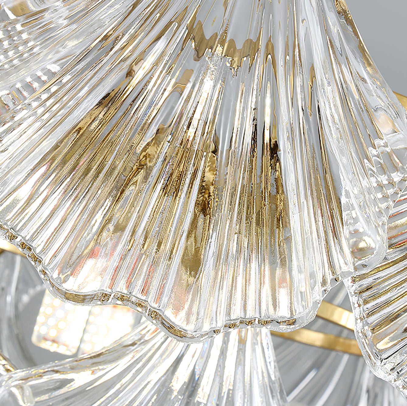 luxury-ribbed-glass-shell-pendant-chandelier-brass-finish-modern-ceiling-light-fixture