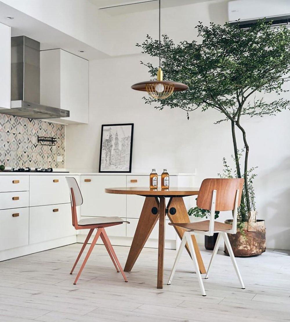 mid-century-modern-wood-pendant-lamp-with-hand-crafted-cnc-engraved-shade-for-dining-room