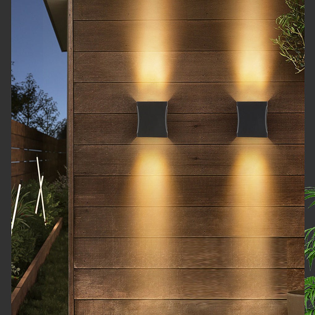 Minimalist Aluminum Outdoor Wall Light Modern Up and Down LED Sconce IP65 Waterproof