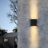 Minimalist Aluminum Outdoor Wall Light Modern Up and Down LED Sconce IP65 Waterproof