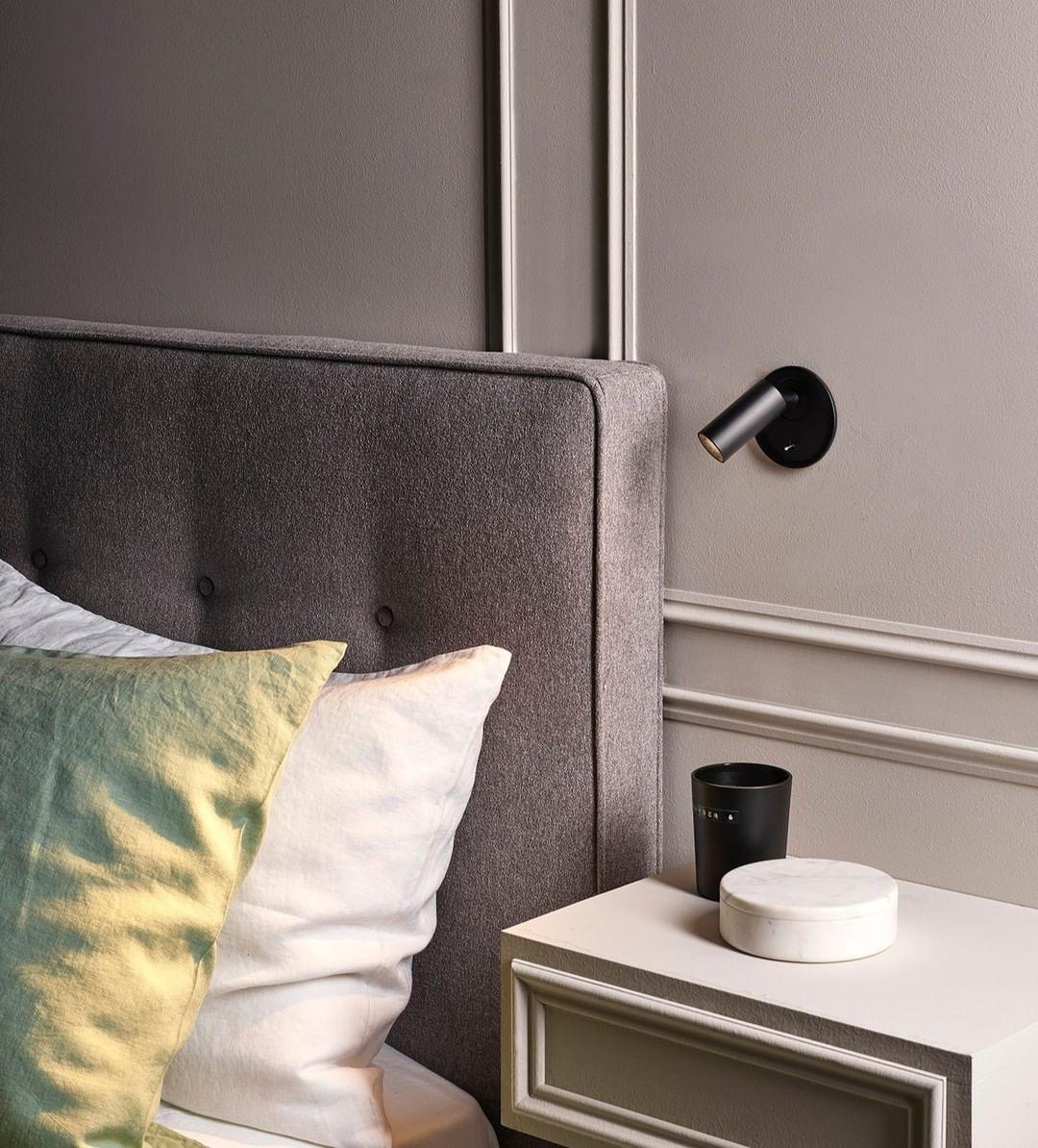 Minimalist Articulated LED Wall Mounted Reading Lamp with Adjustable Rotating Arm