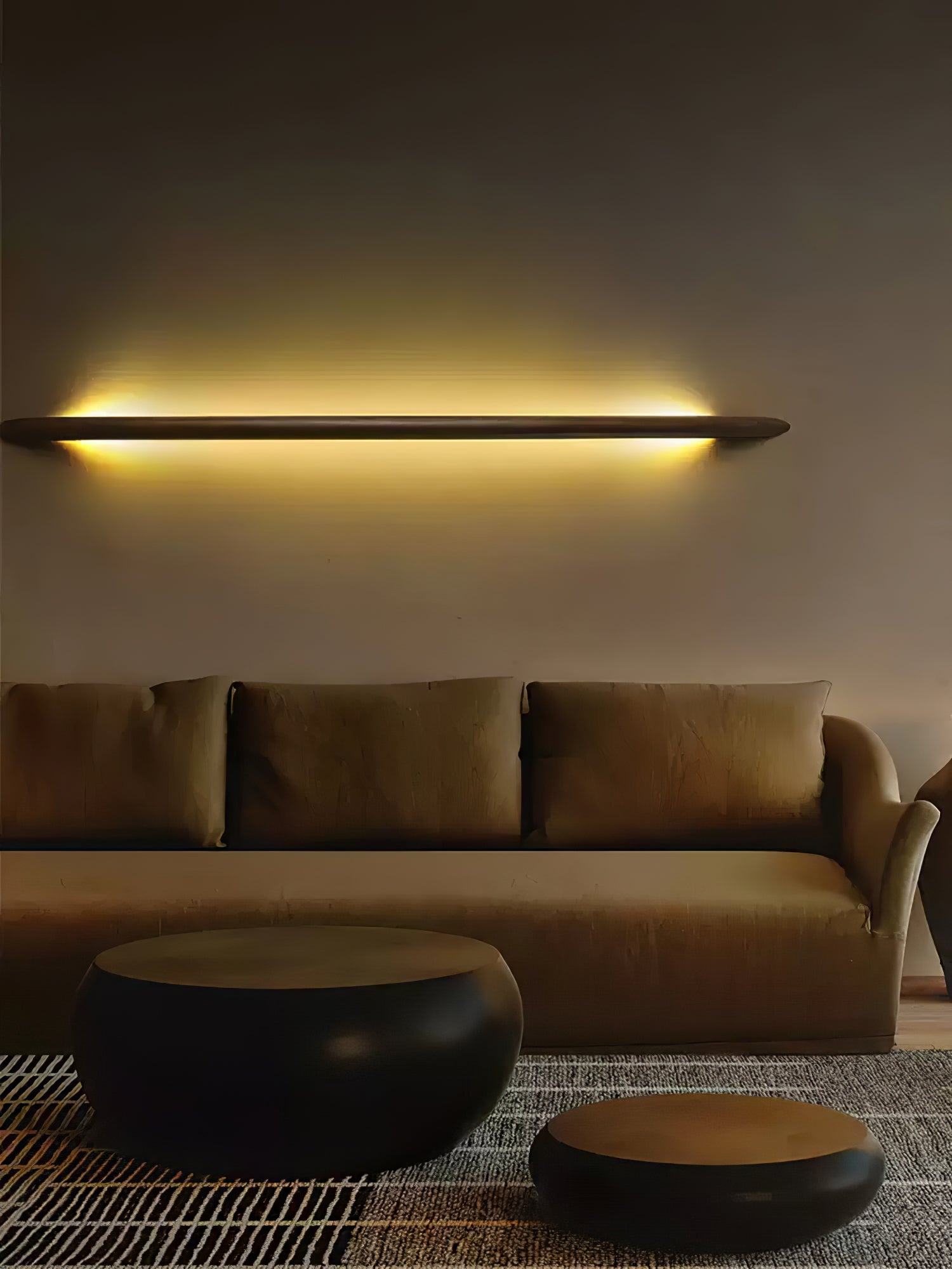 Minimalist Linear Wood LED Sconce Modern Vertical Wall Mounted Light for Hallways and Living Rooms