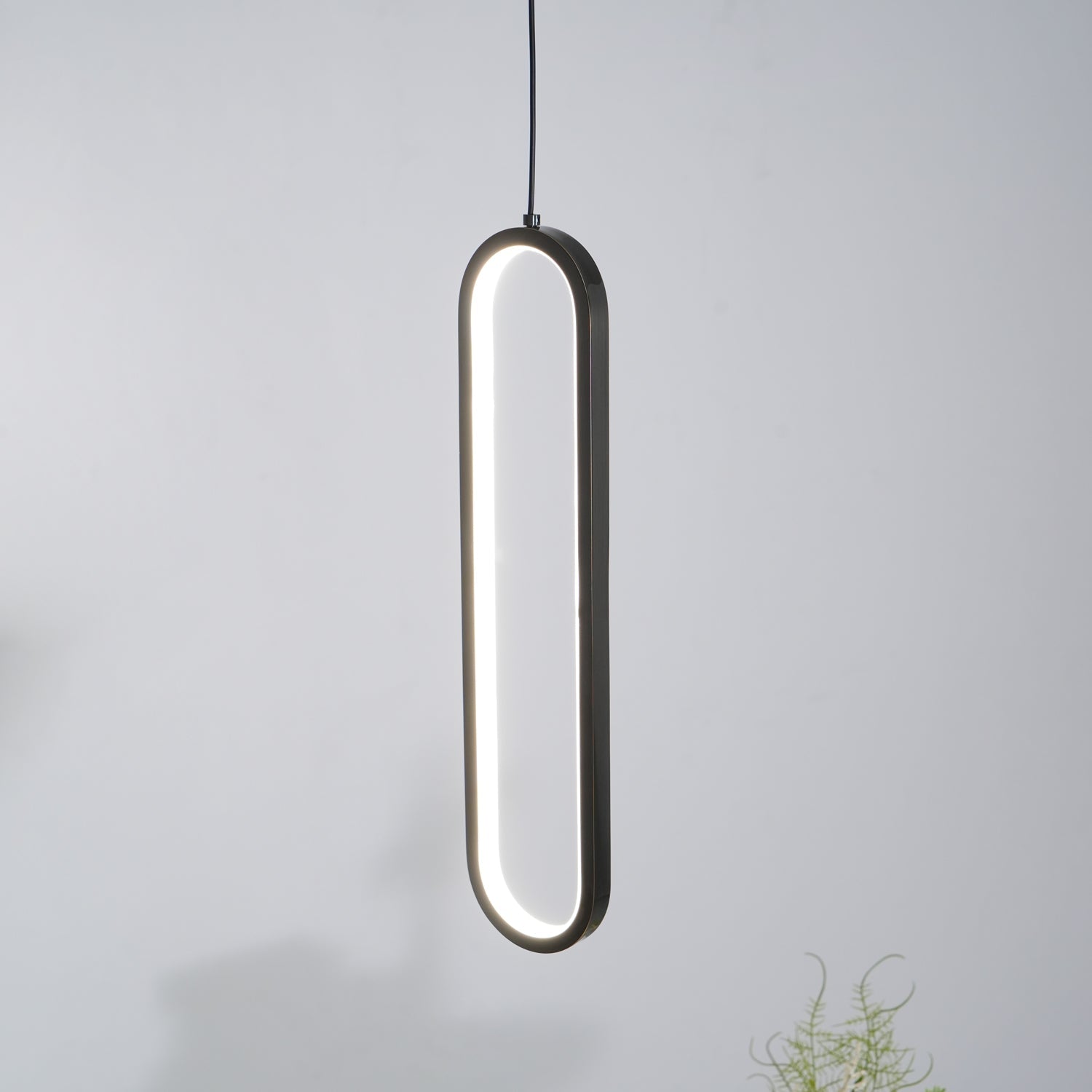 Minimalist Long Oval Linear LED Pendant Light for Kitchen Island and Dining Areas