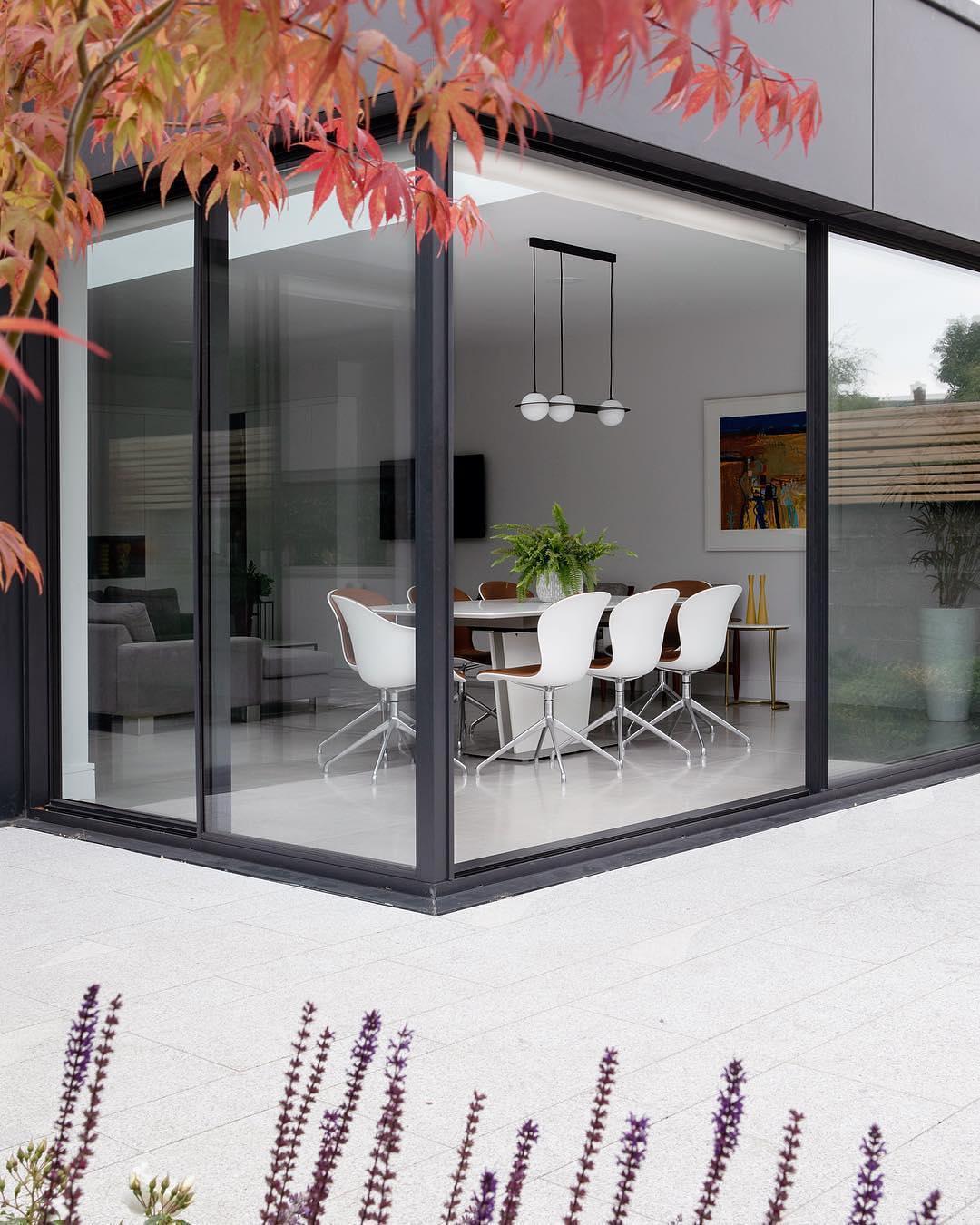 Minimalist Orbion Black Sphere Pendant Light Modern Geometric Glass Droplight