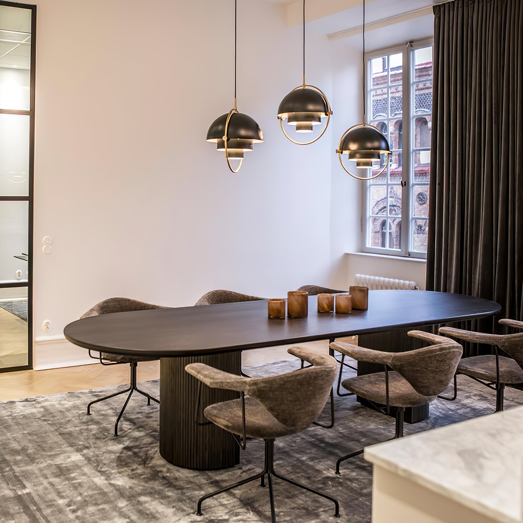 Modern Adjustable Deformed Ball Pendant Light with Multi Lite Shade Design for Dining Room
