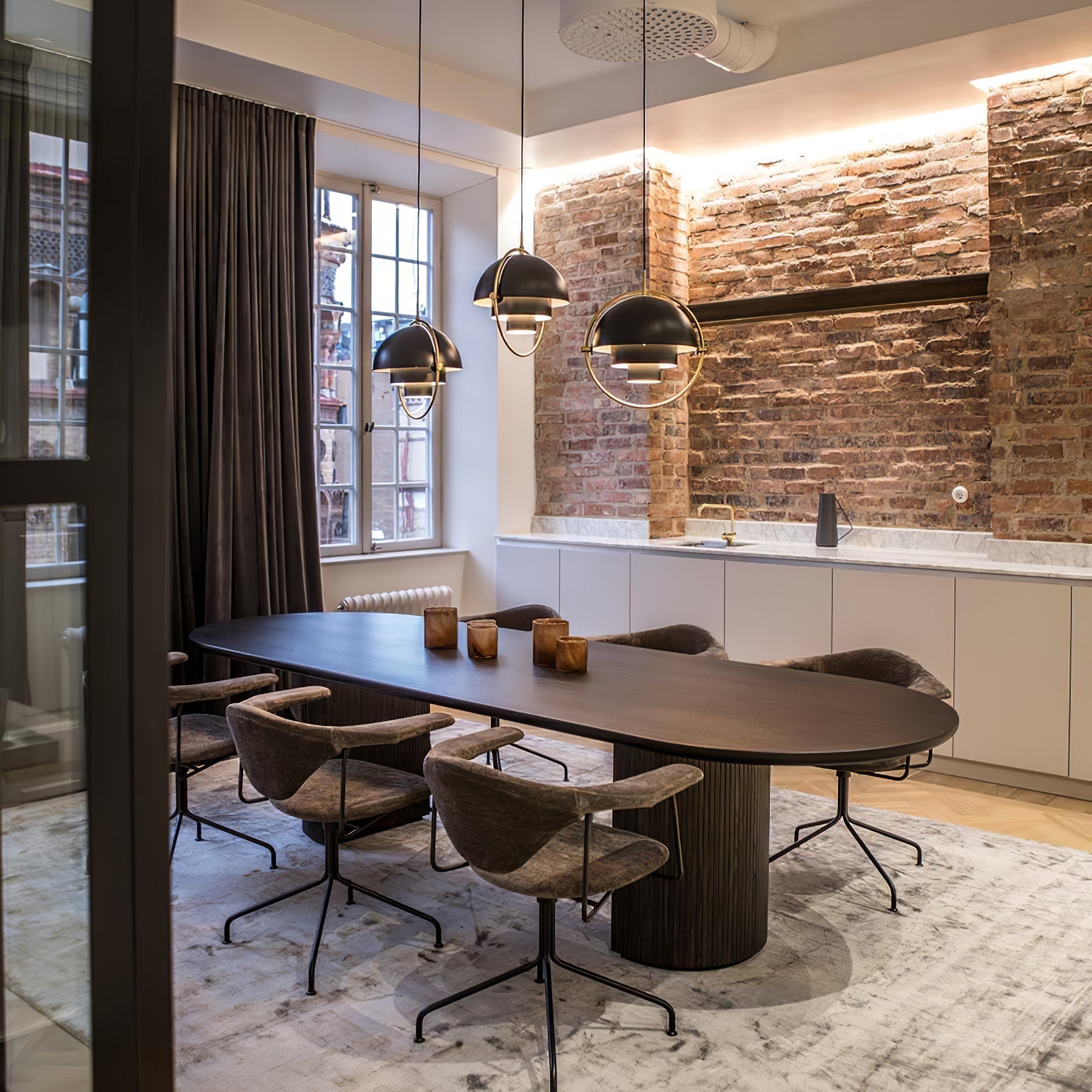 Modern Adjustable Deformed Ball Pendant Light with Multi Lite Shade Design for Dining Room