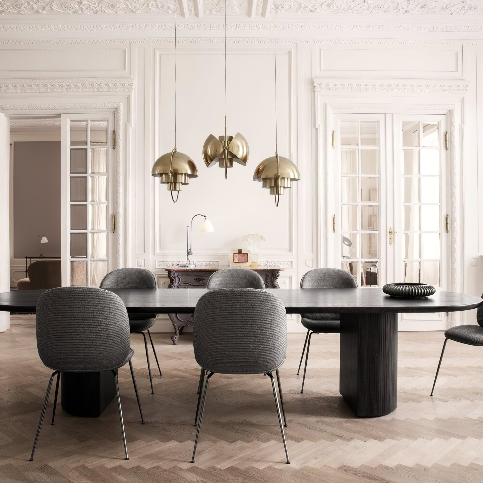 Modern Adjustable Deformed Ball Pendant Light with Multi Lite Shade Design for Dining Room