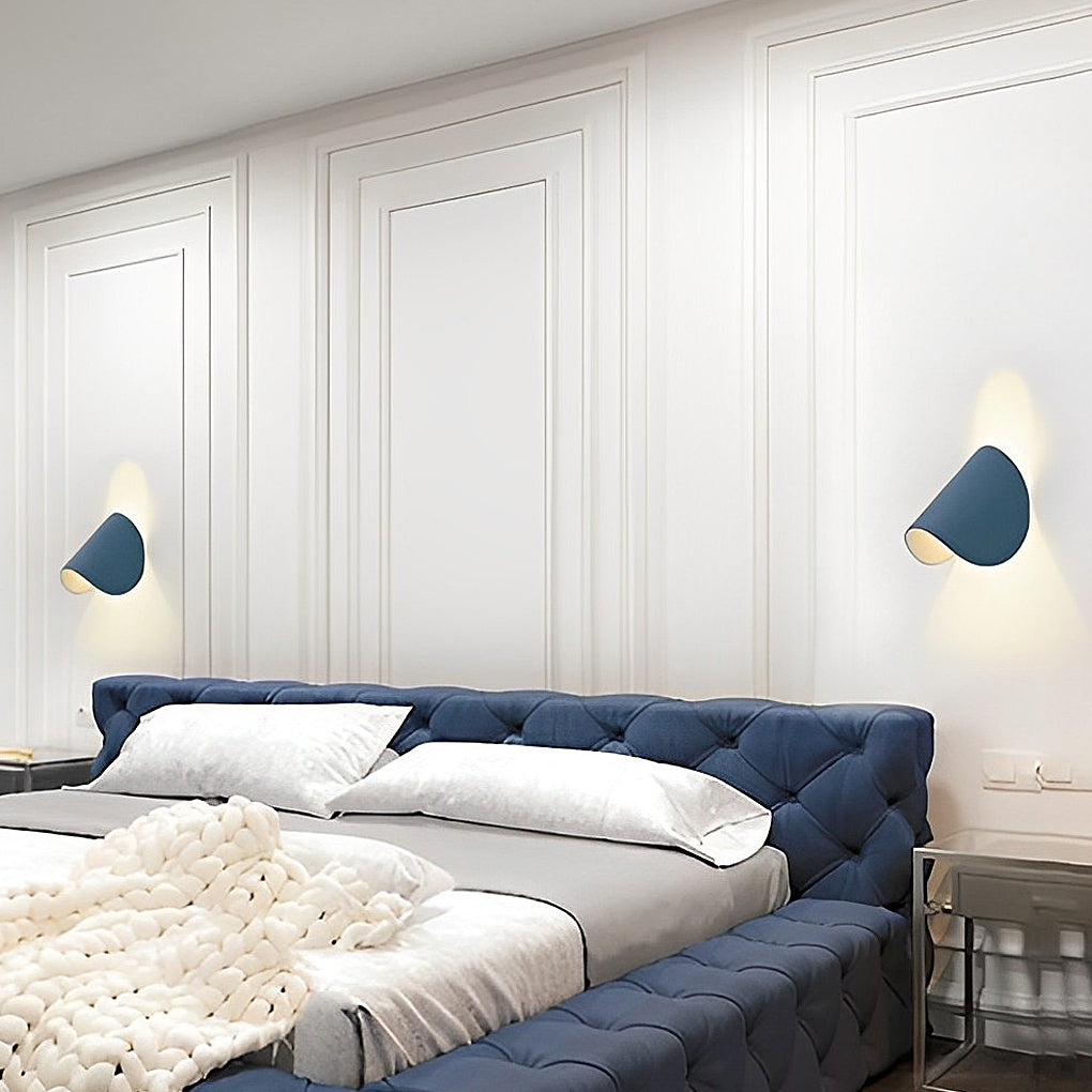 Modern Adjustable LED Wall Sconce Nordic Metal Reading Lamp for Bedroom and Living Room