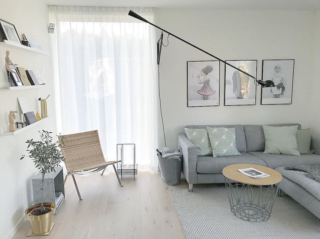 Modern Adjustable Long Swing Arm Wall Sconce Industrial Metal Reading Lamp