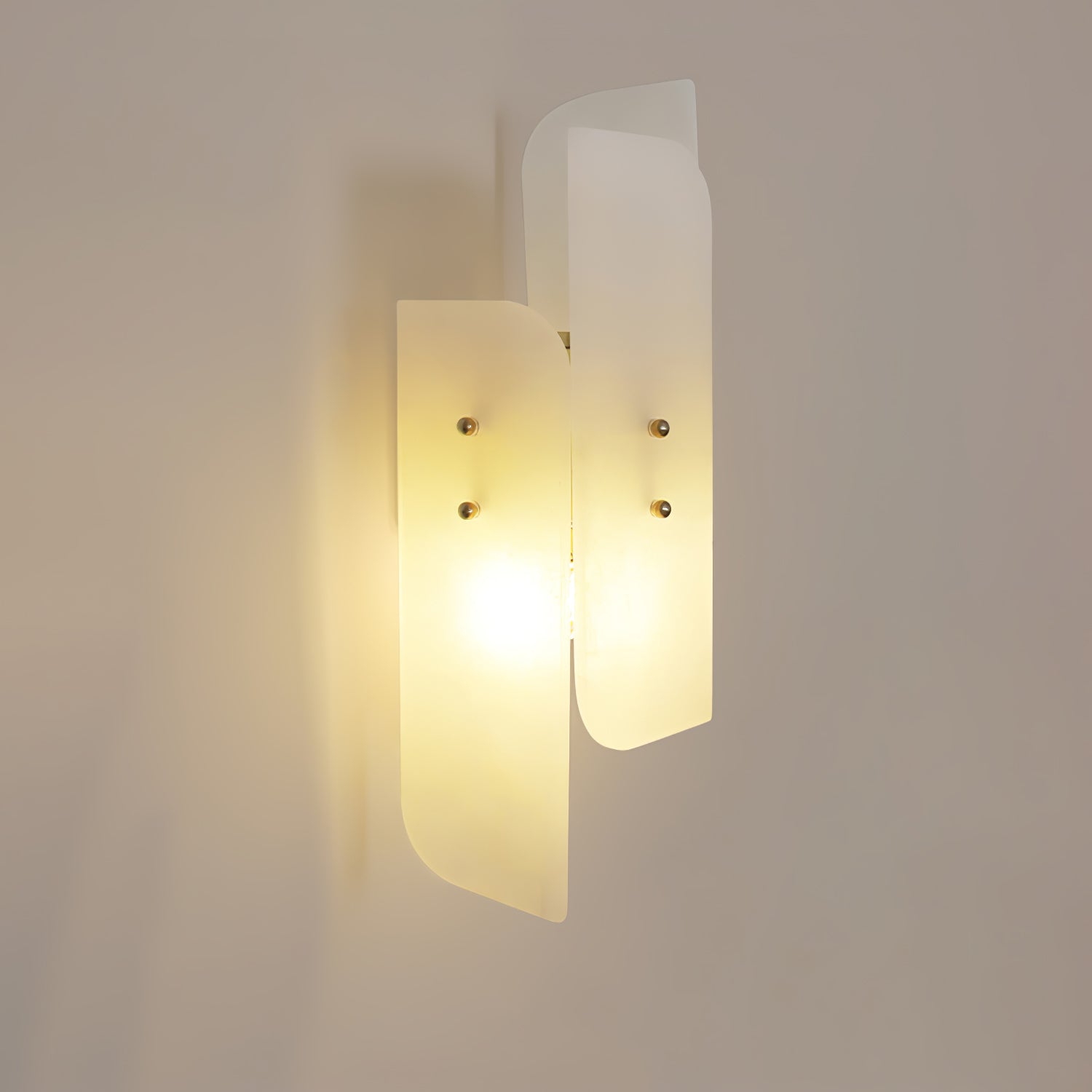 Modern Alabaster and Brass Vertical Wall Sconce Luxury Stone Bracket Lamp