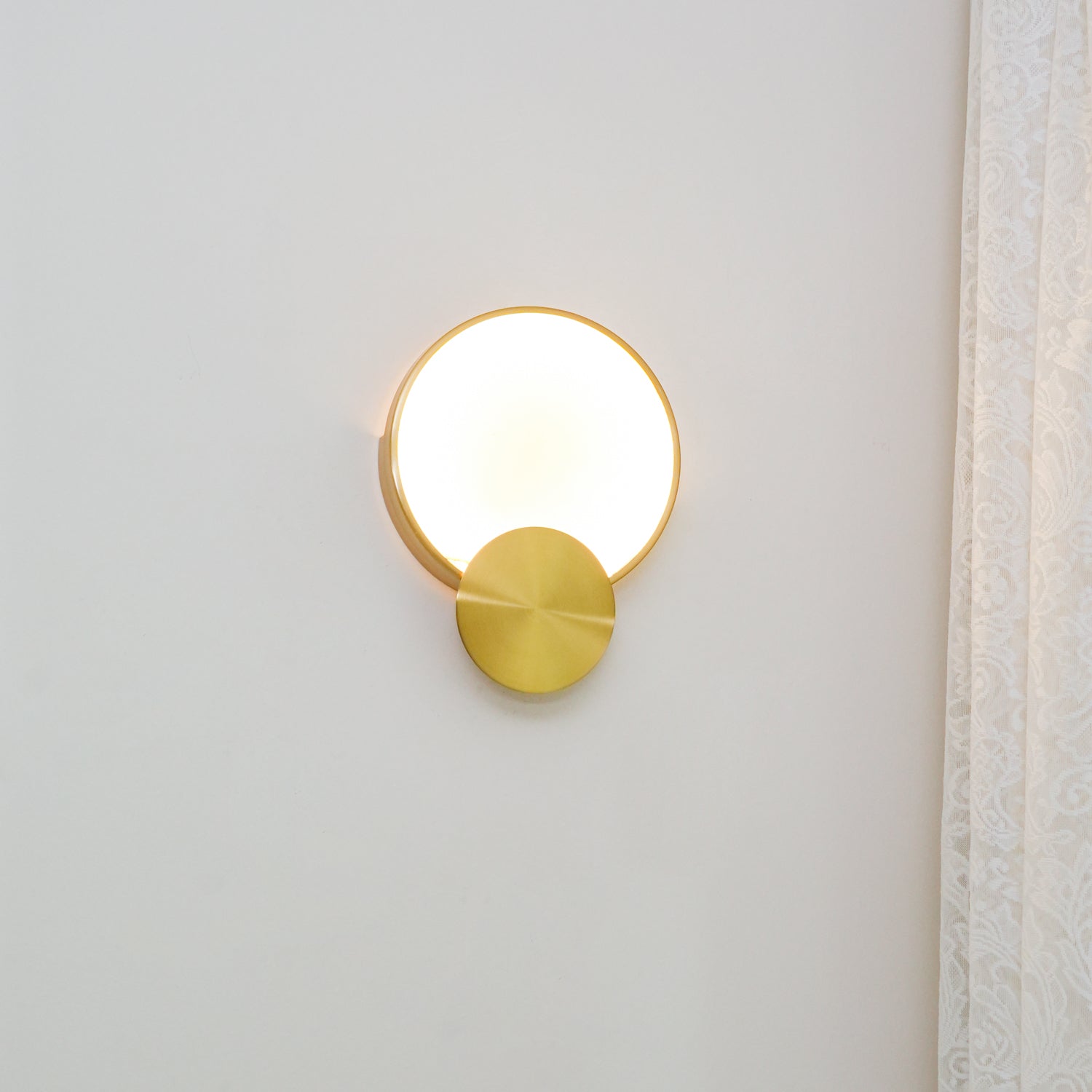 Modern Alabaster LED Wall Lamp Gold Sconce Set of Two for Living Room and Bedroom