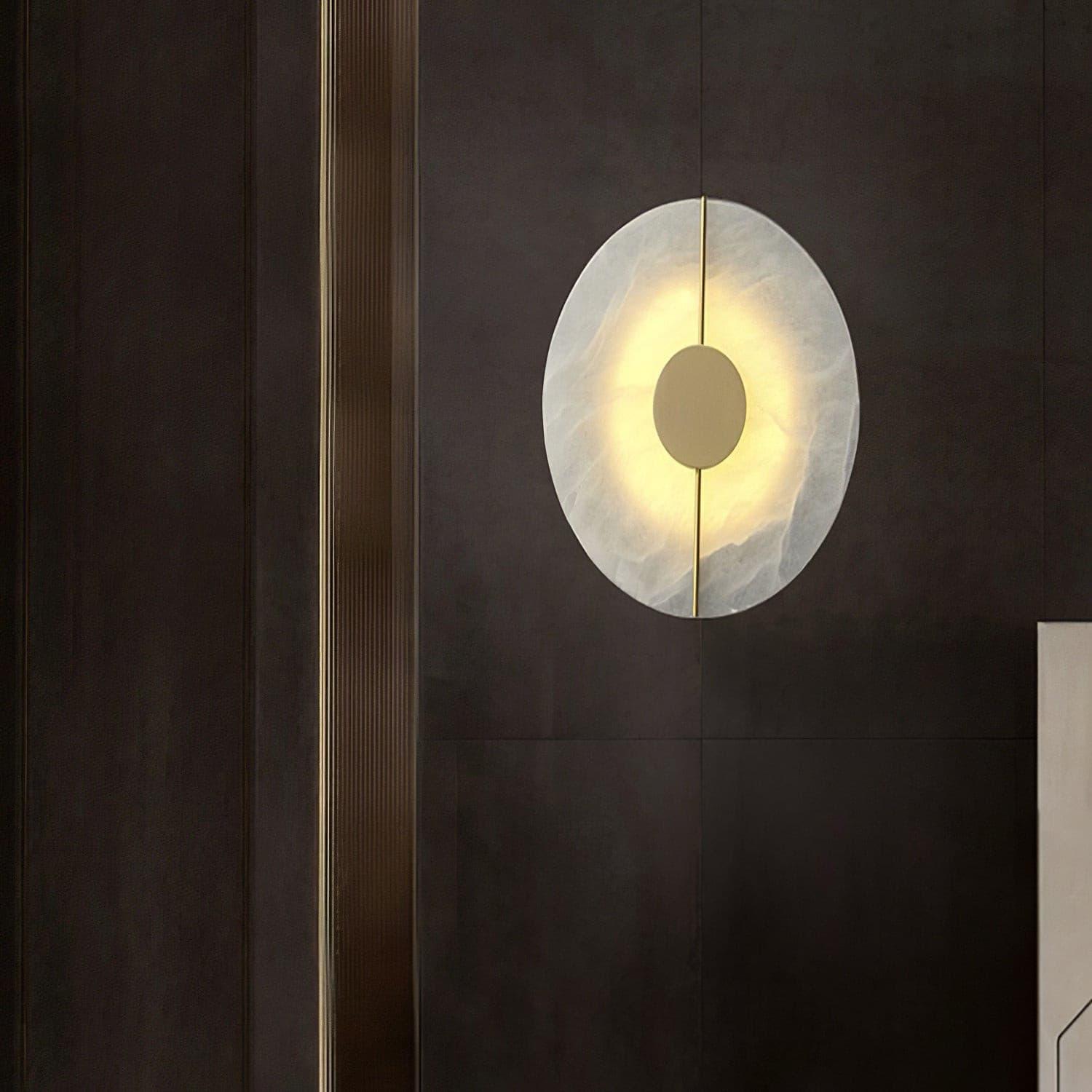 Modern Alabaster Stone Wall Sconce Elegant Brass LED Indoor Light for Hallway and Bedroom