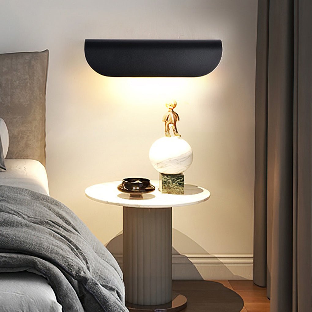 Modern Aluminum Arc Waterproof Outdoor Wall Sconce Minimalist LED Light for Corridor and Porch