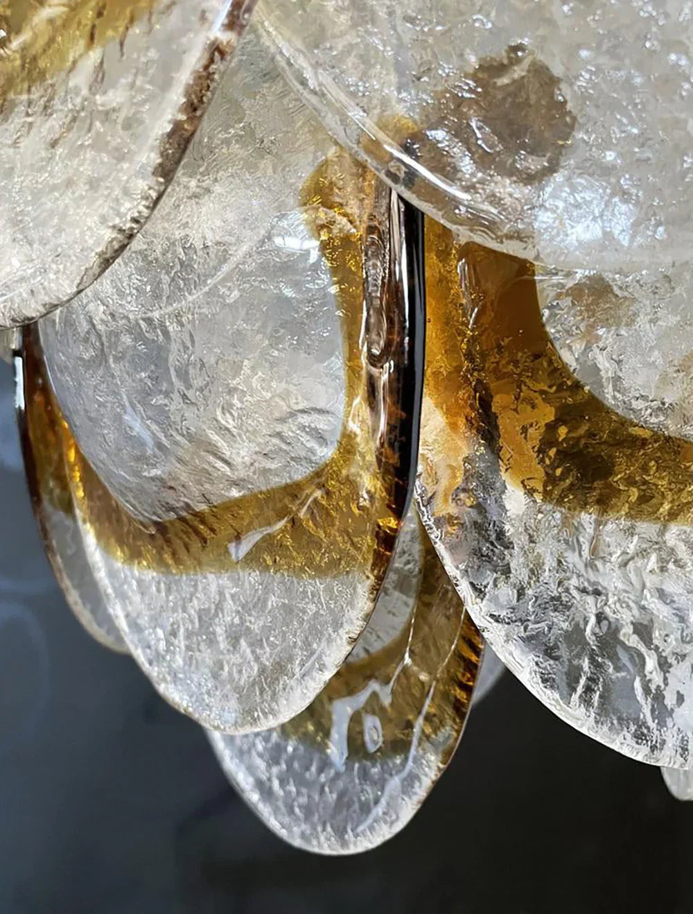 modern-amber-and-transparent-glass-sheet-chandelier-with-gold-or-chrome-metal-frame