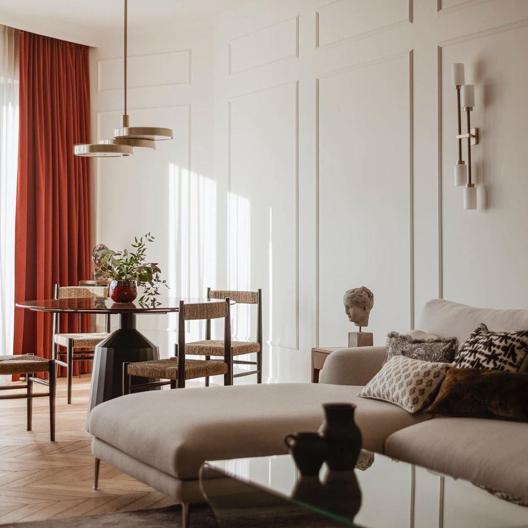 Modern Asymmetric Brass Wall Sconce with Cylindrical Glass Shades for Luxury Interiors